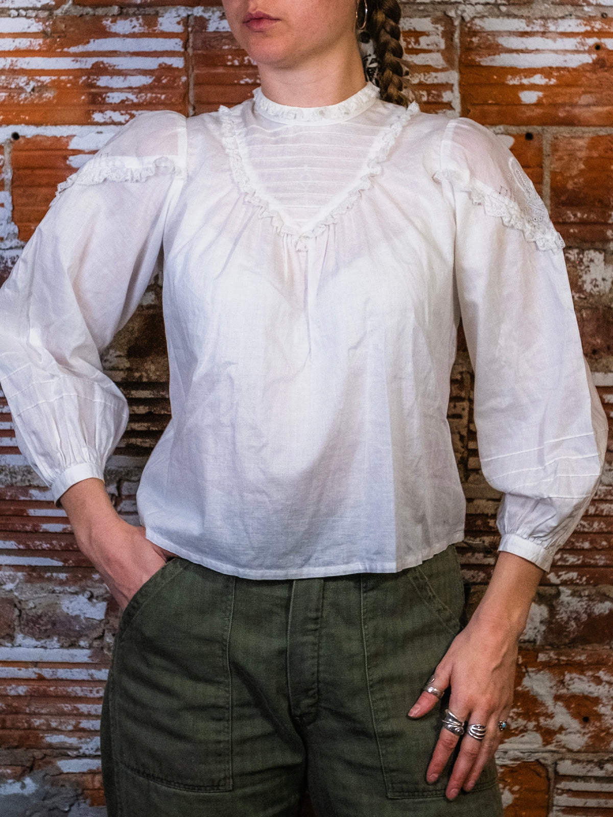 Vintage 1970s Edwardian Revival White Lace Trim High-Neck Cotton Blouse |