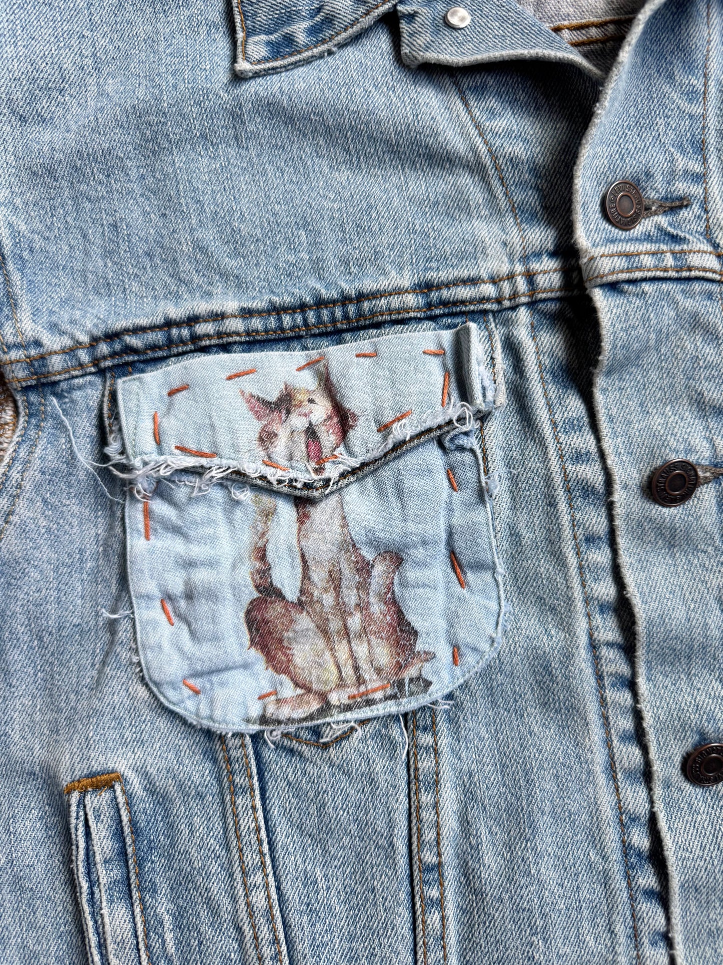 Vintage 2000s Levi’s Cat Patch Denim Cut-Off Vest | Medium