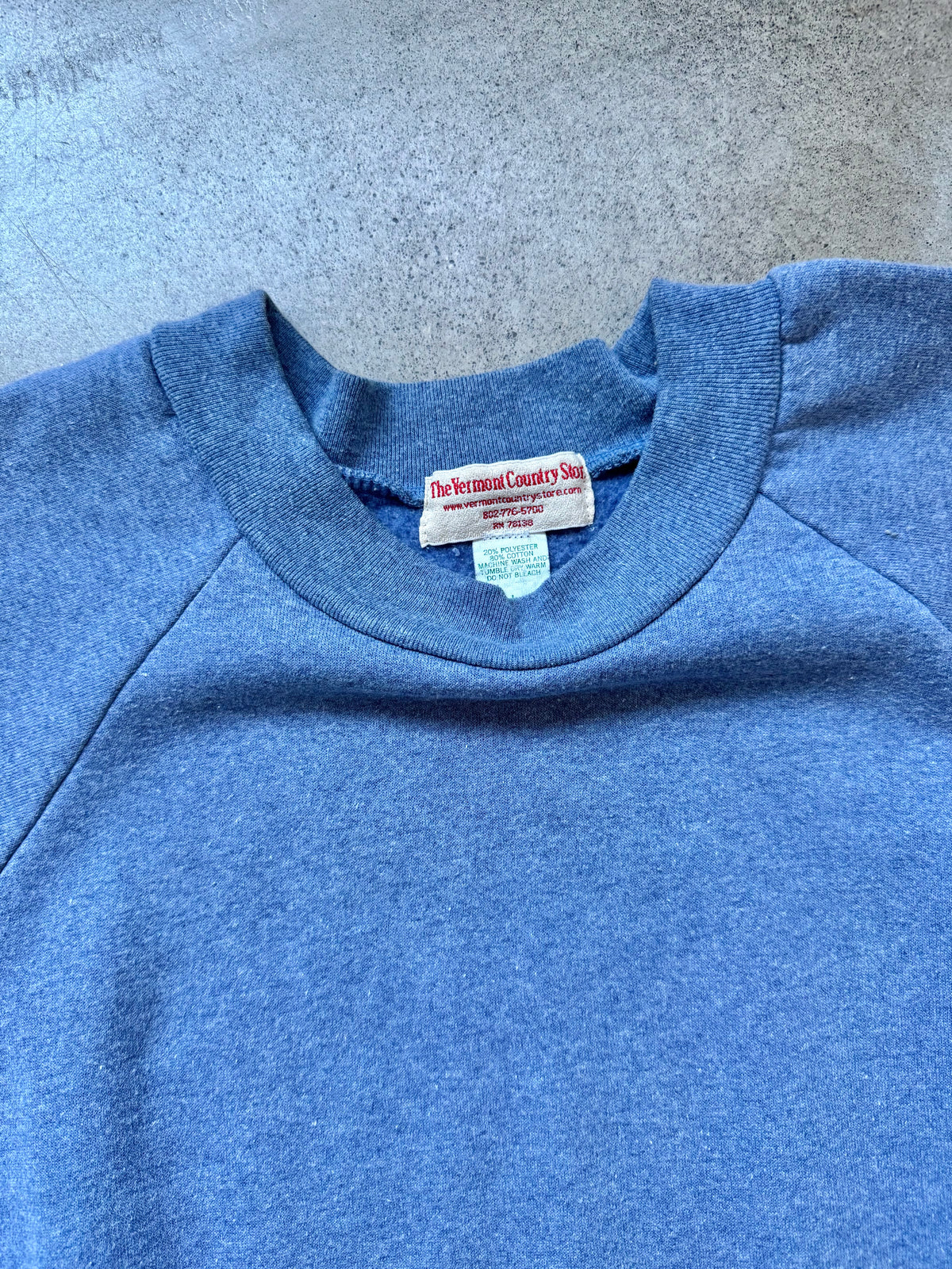 Vintage 1990s Vermont Country Store Heather Blue Short Sleeve Raglan Sweatshirt | Large