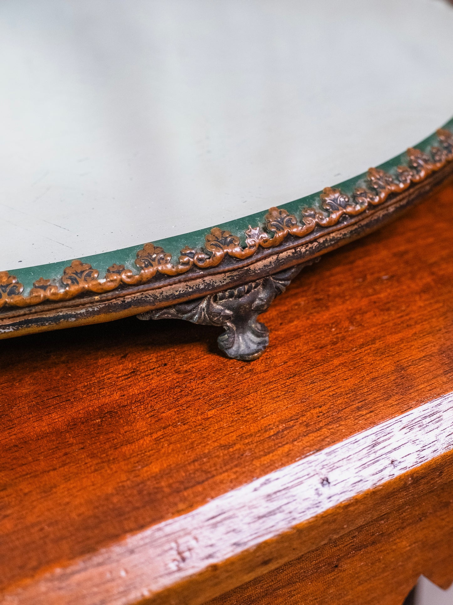 Antique Round Metal Trim Mirrored Vanity Tray