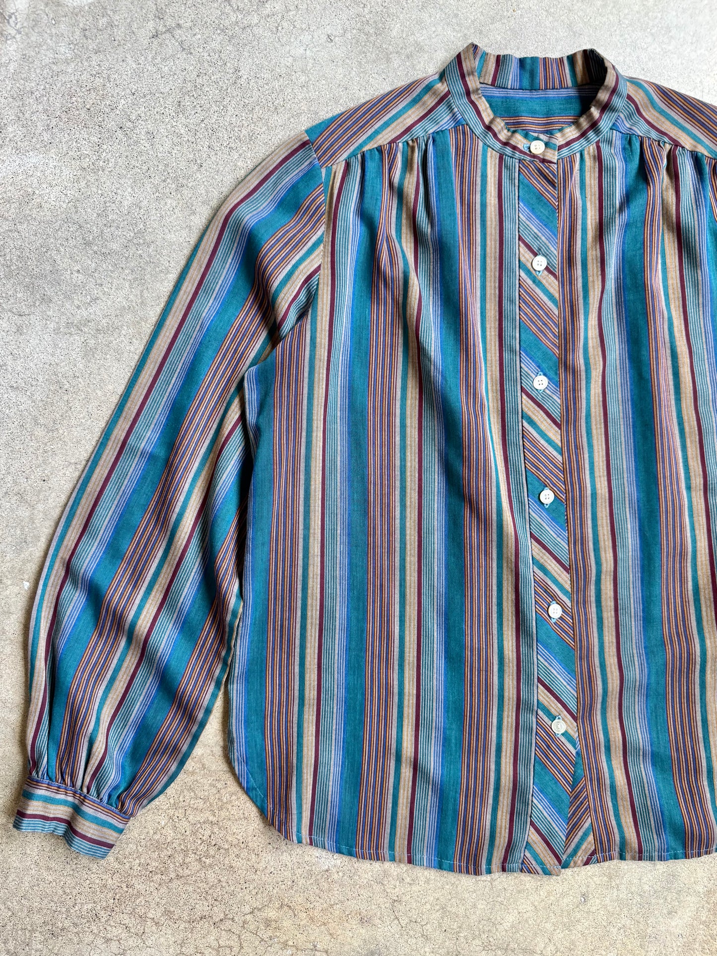 Vintage 1980s Cool-Tone Striped Band Collar Blouse | Medium