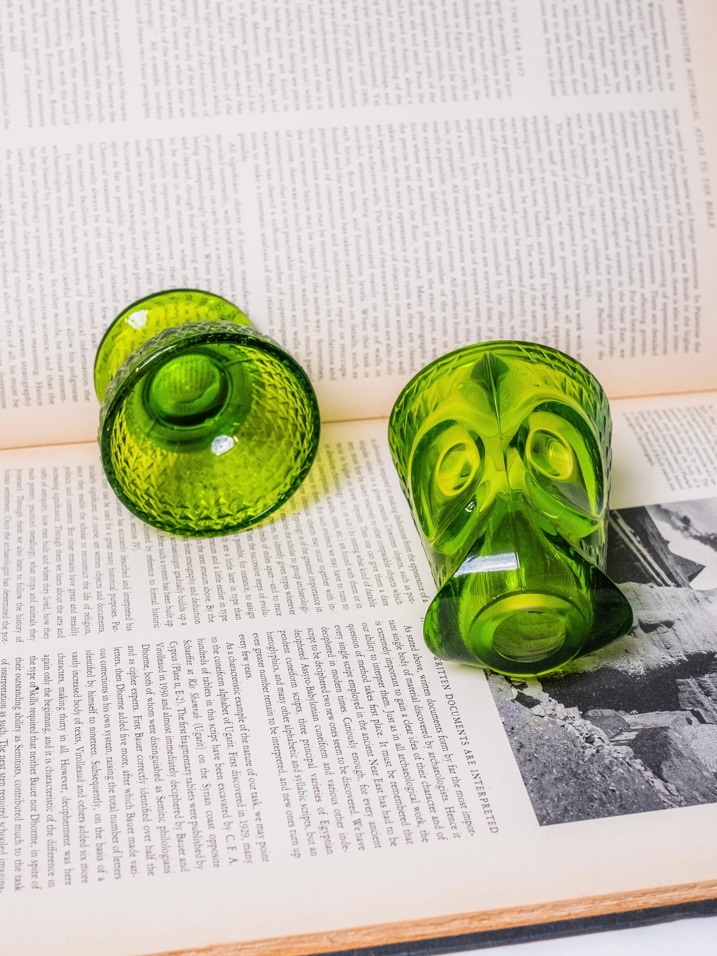 Vintage 1960s Viking Glass Green Owl Fairy Light