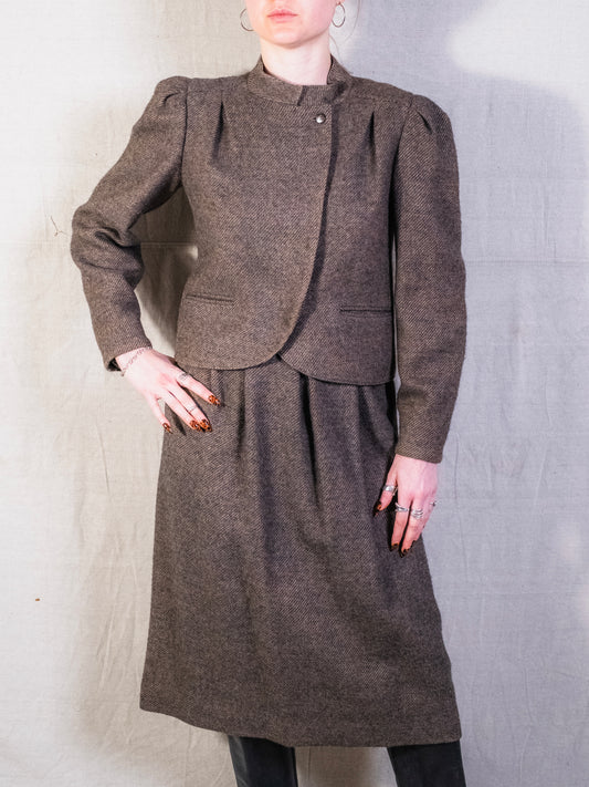 Vintage 1980s Danielli Brown Wool Tweed Two-Piece Skirt Suit | Small