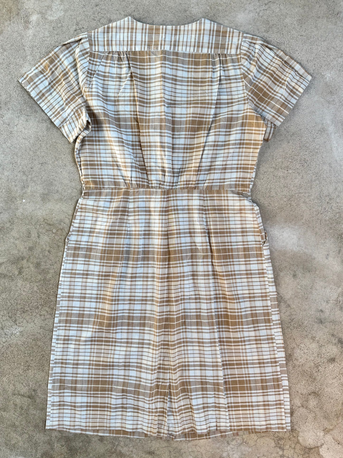 Vintage 1950s Handmade Tan Plaid Shirtwaist Dress | Large