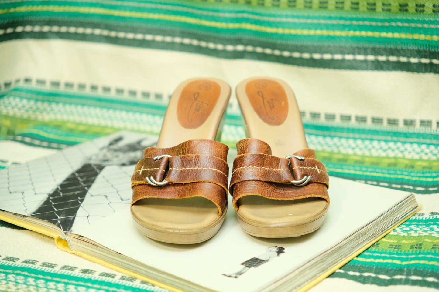 Vintage 1990s Fioni Brown Leather Heeled Sandals