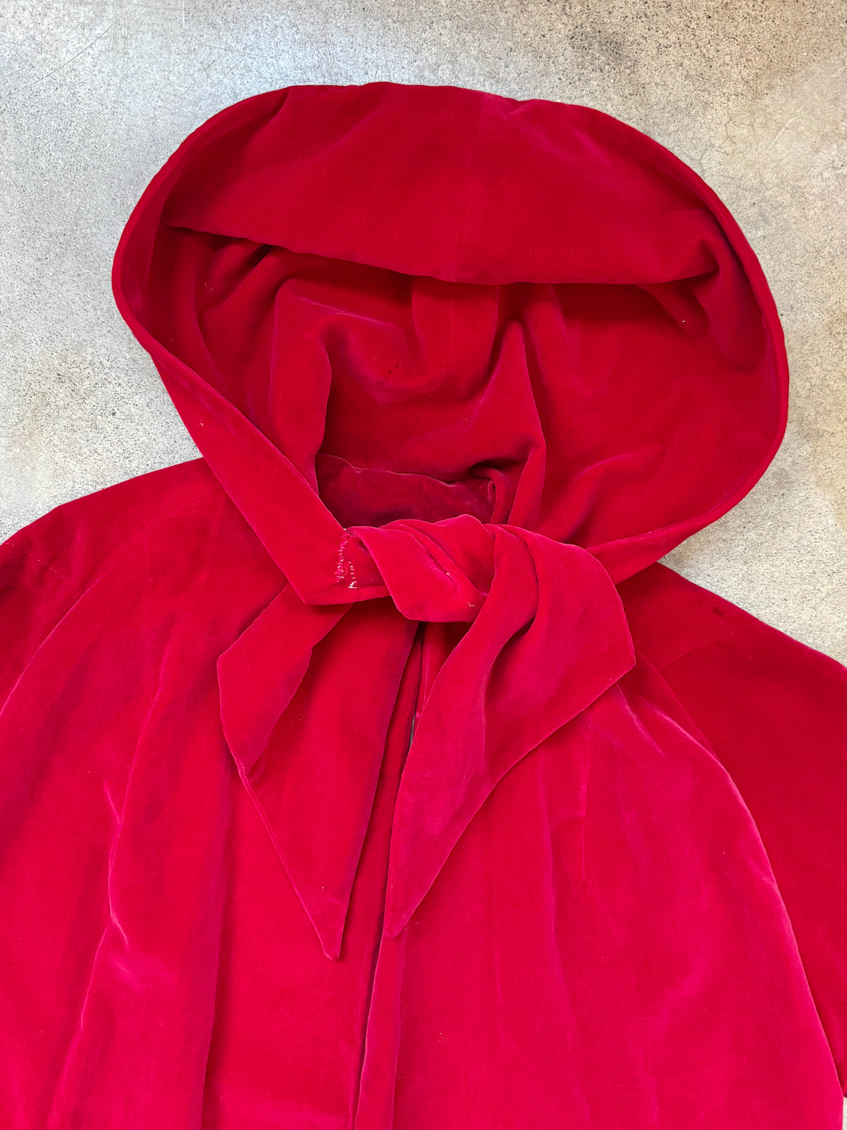 Vintage 1950s Sun Cloud by Harris Red Velvet Hooded Coat | Large