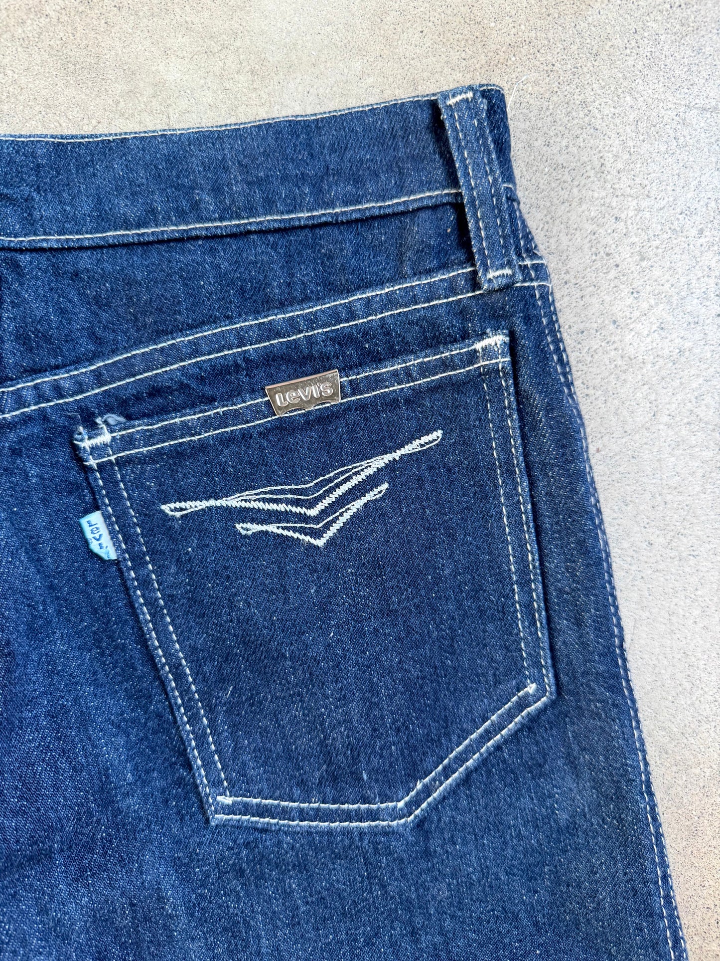 Vintage 1980s Levi’s Dark Wash Straight Leg Jeans | Waist 30”