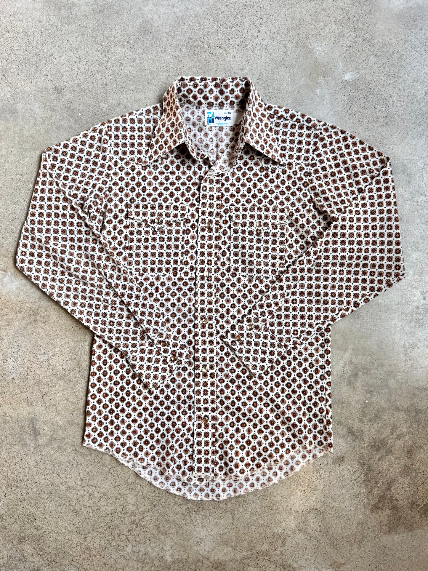 Vintage 1970s Wrangler White & Brown Medallion Print Pearl Snap Shirt | Youth 16