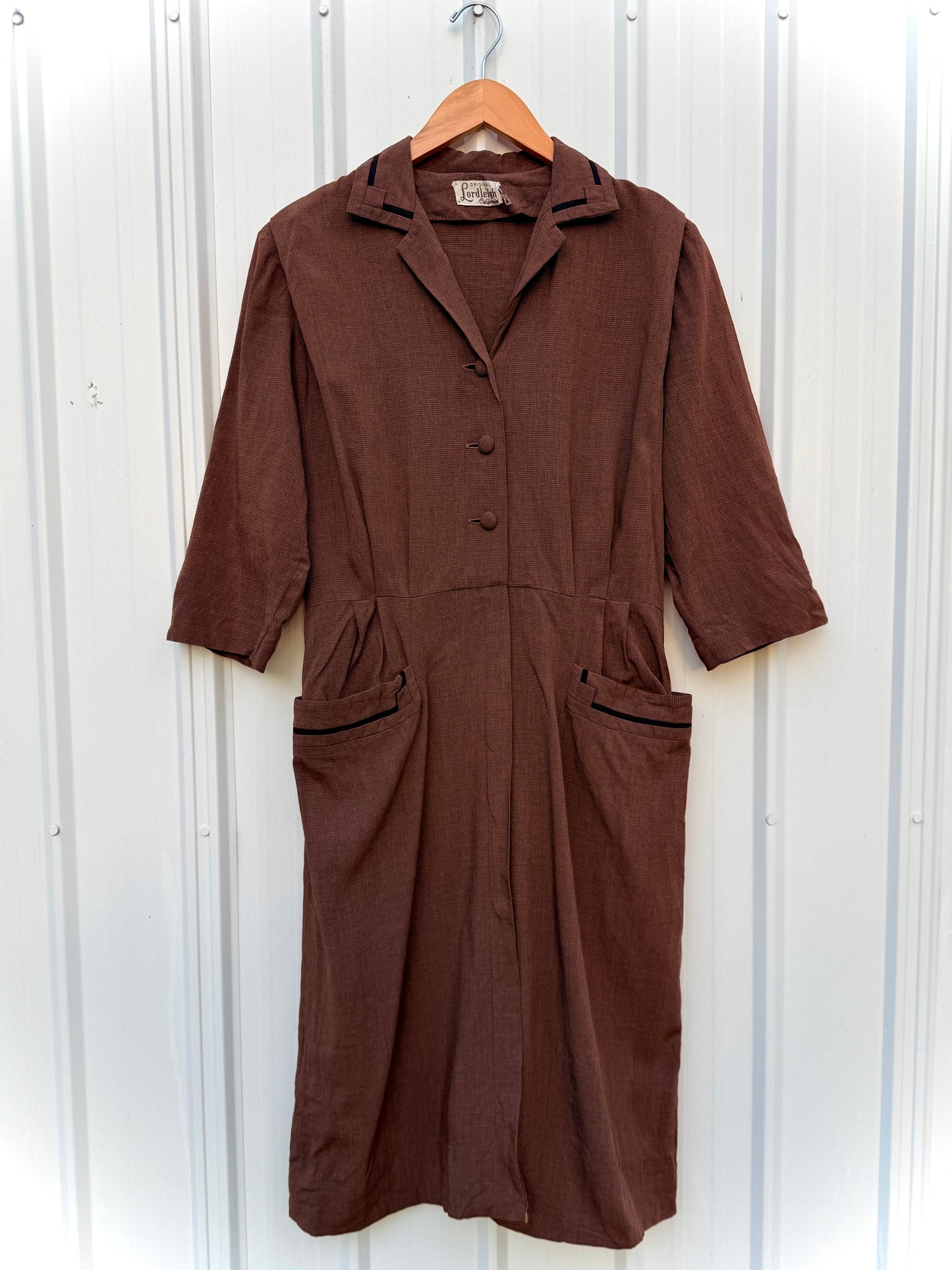 Vintage 1940s Lordleigh California Brown & Black Pleated Shirtwaist Dress | Medium