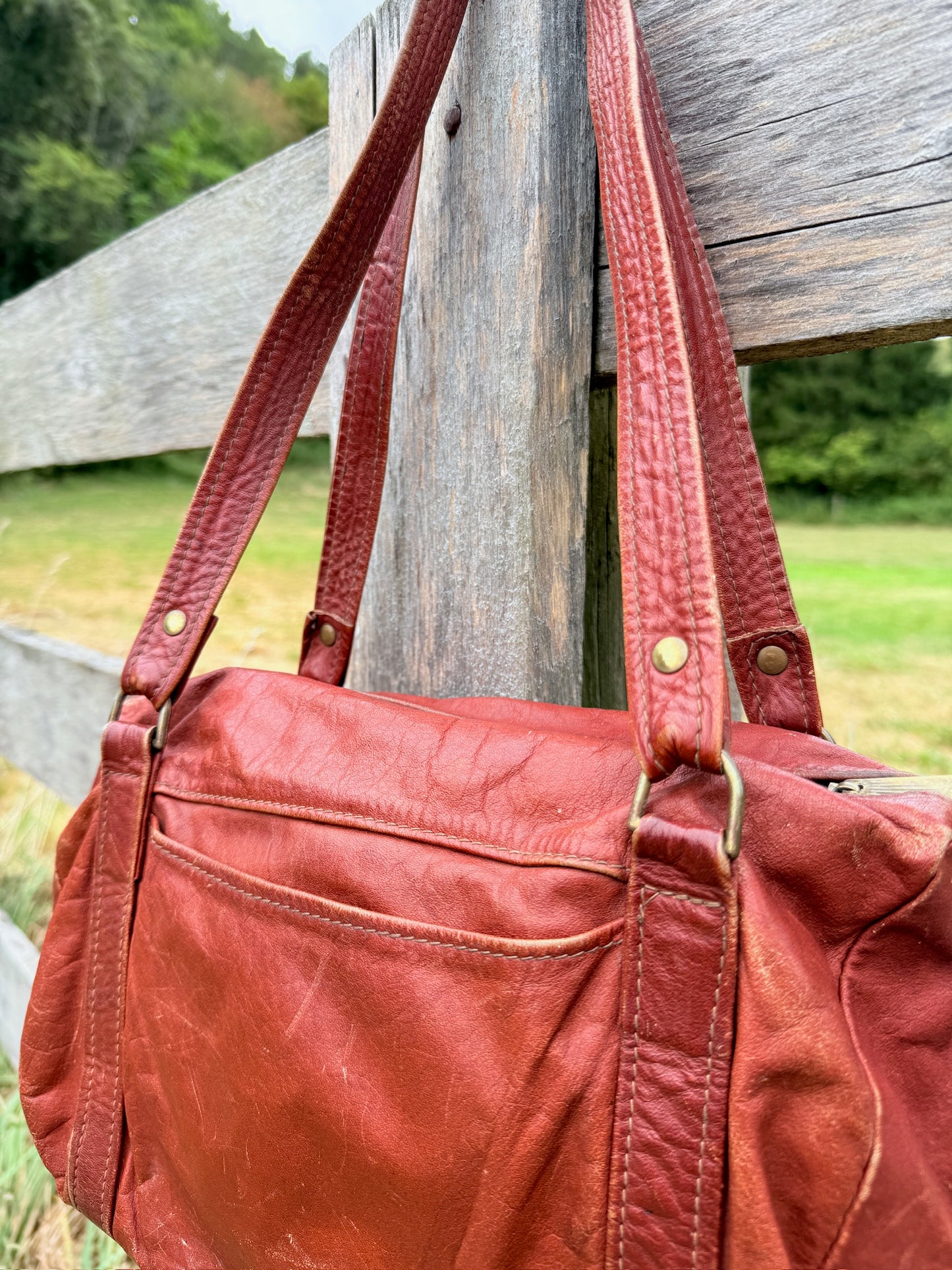 Vintage 1970s Burgundy Leather Shoulder Bag