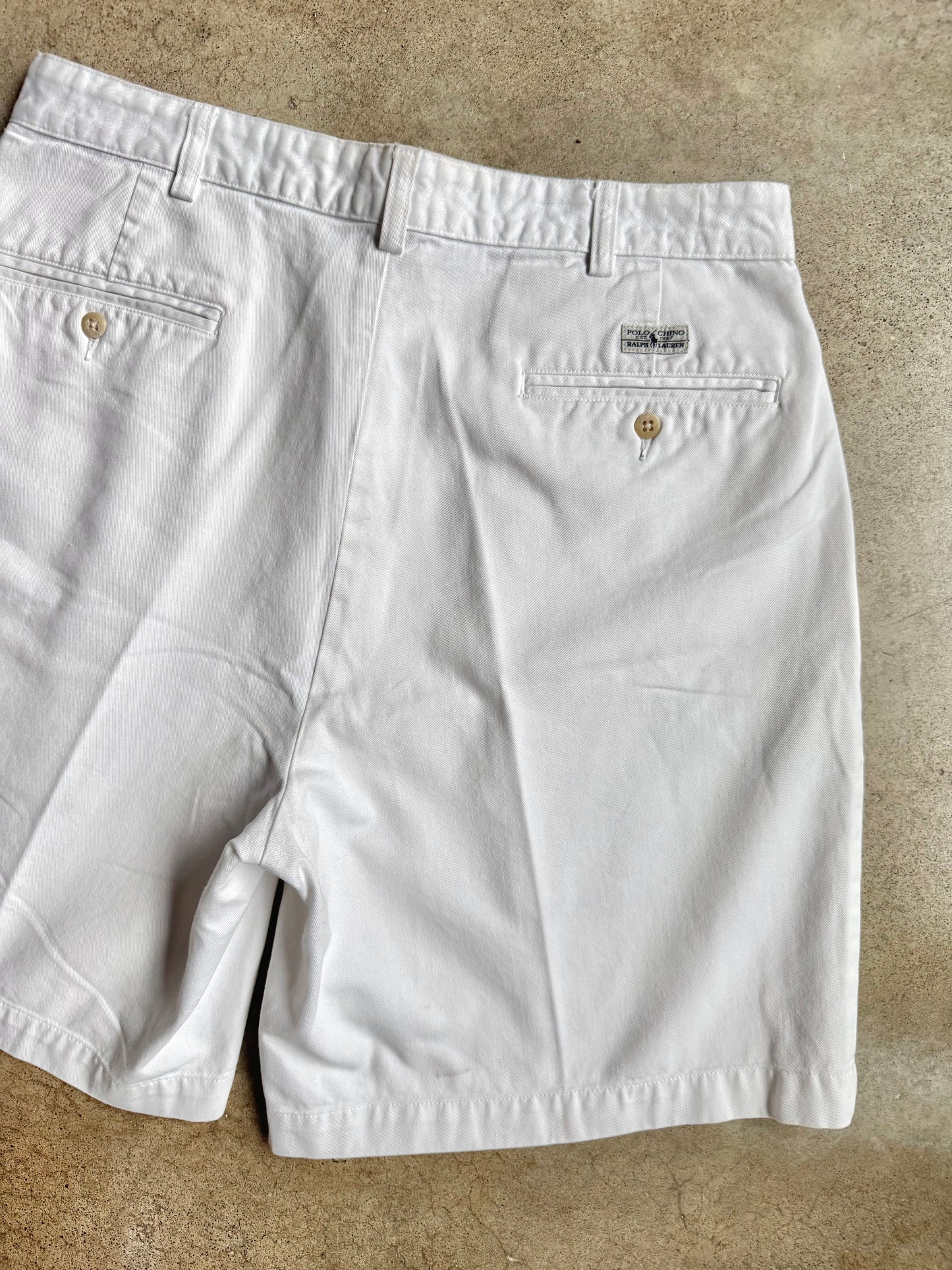 Vintage 1990s Polo Ralph Lauren White Pleated Cotton Shorts | Waist 34”