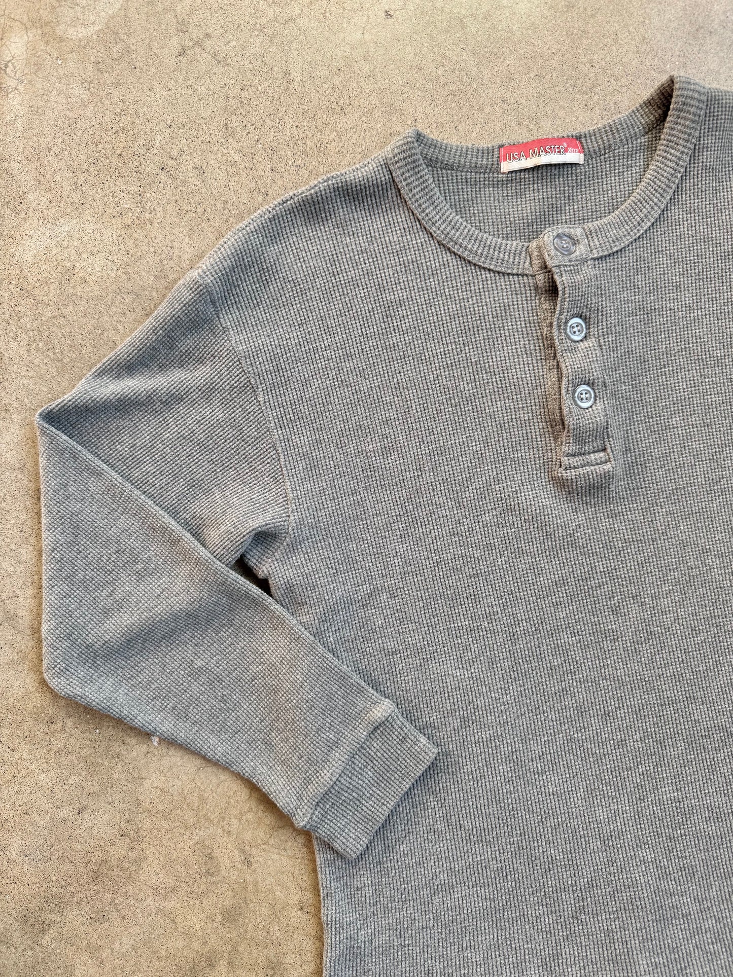 Vintage 1980s USA Master Grey Henley Waffle Thermal | Large