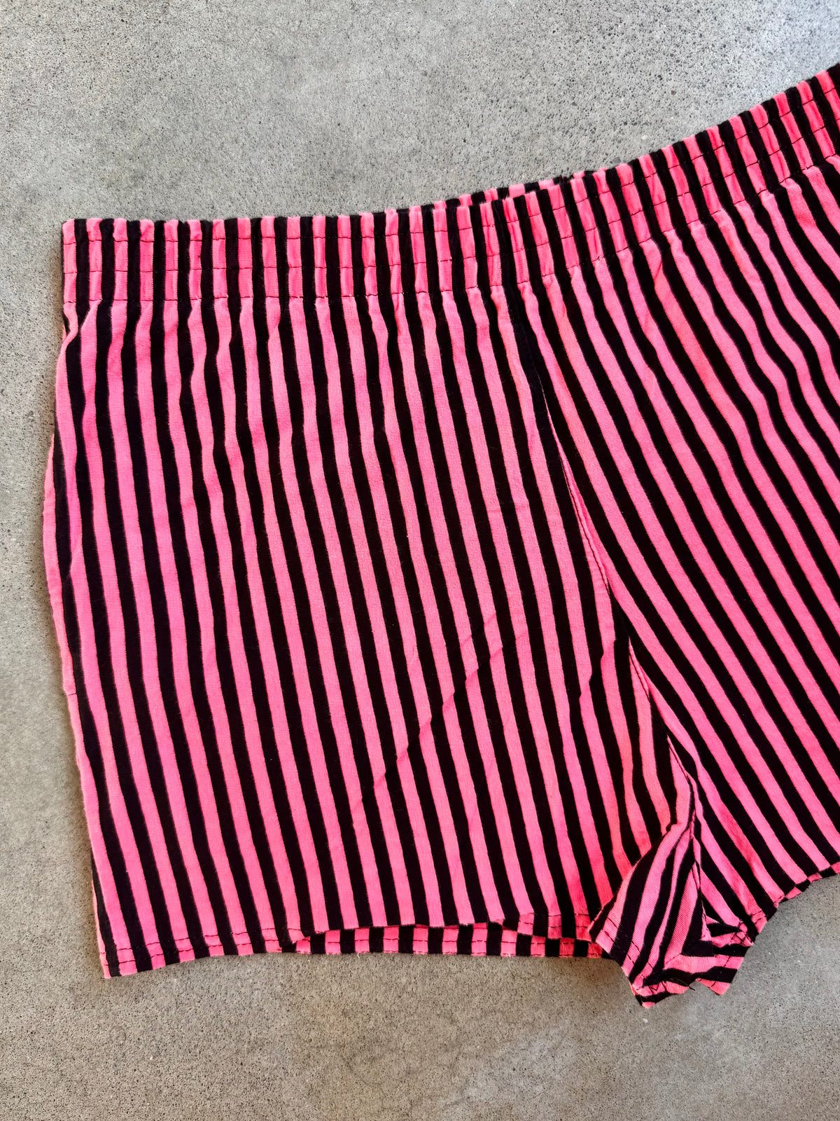 Vintage 1980s Pink & Black Striped 100% Cotton Shorts | Medium