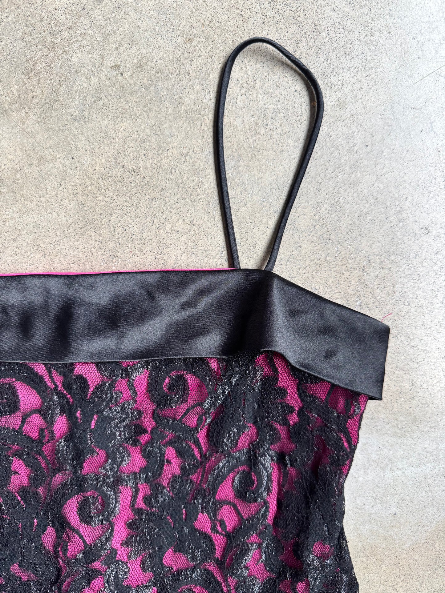 Vintage 1990s Onyx Nite Pink & Black Lace Tank Top | Medium