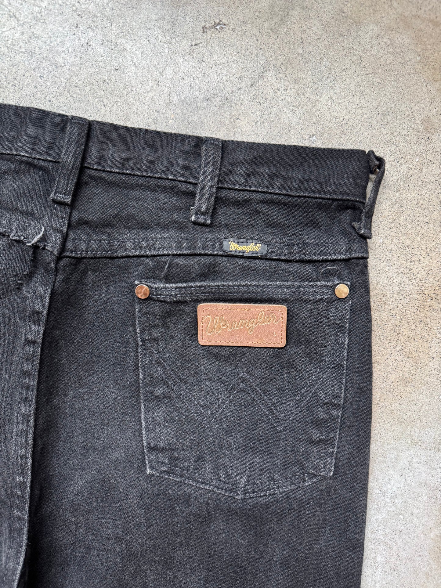Vintage 1990s Wrangler Black Straight Leg Jeans | Waist 33”