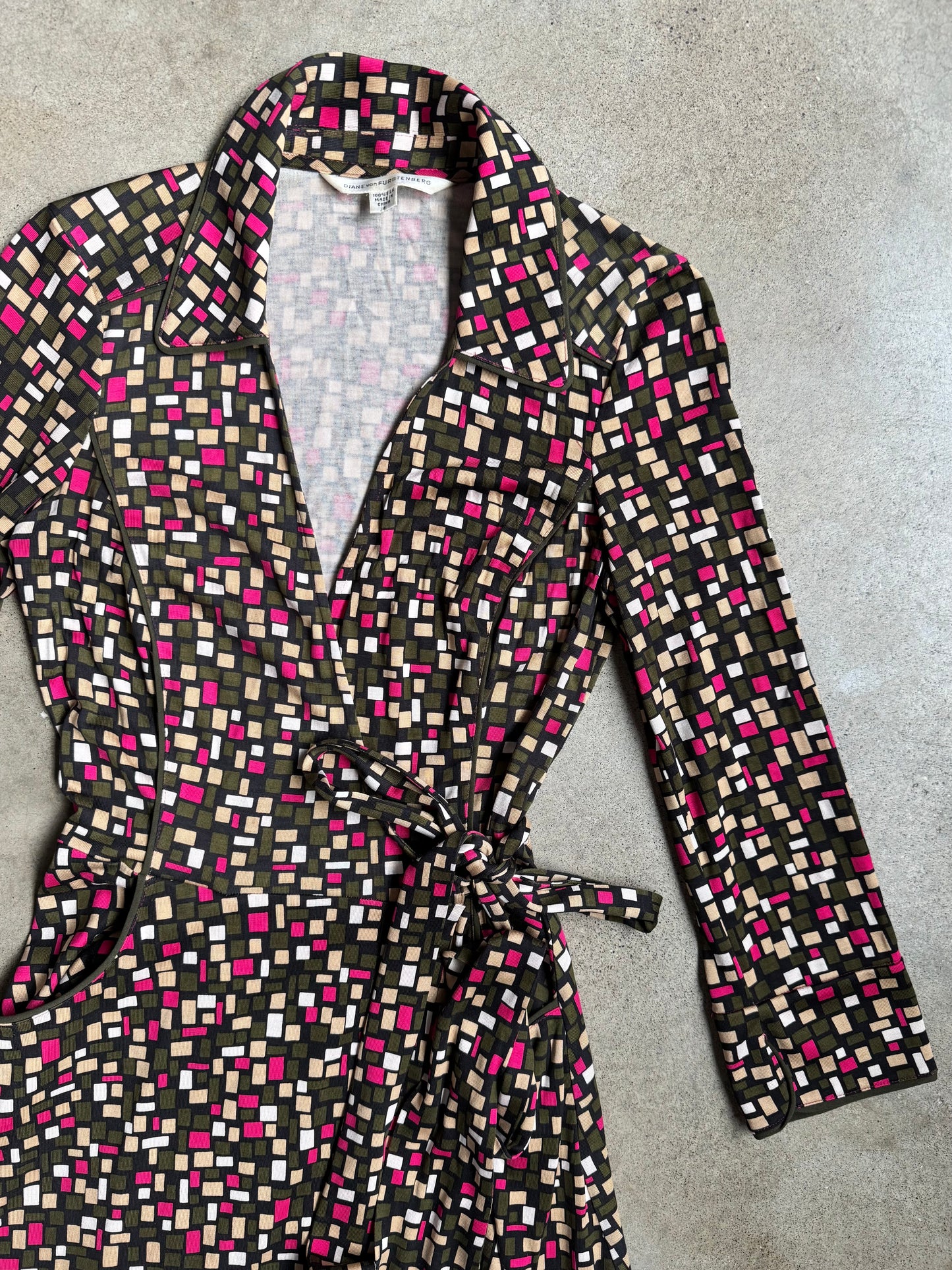 Vintage 1990s Diane Von Furstenberg Square Pattern 100% Silk Wrap Dress | Medium