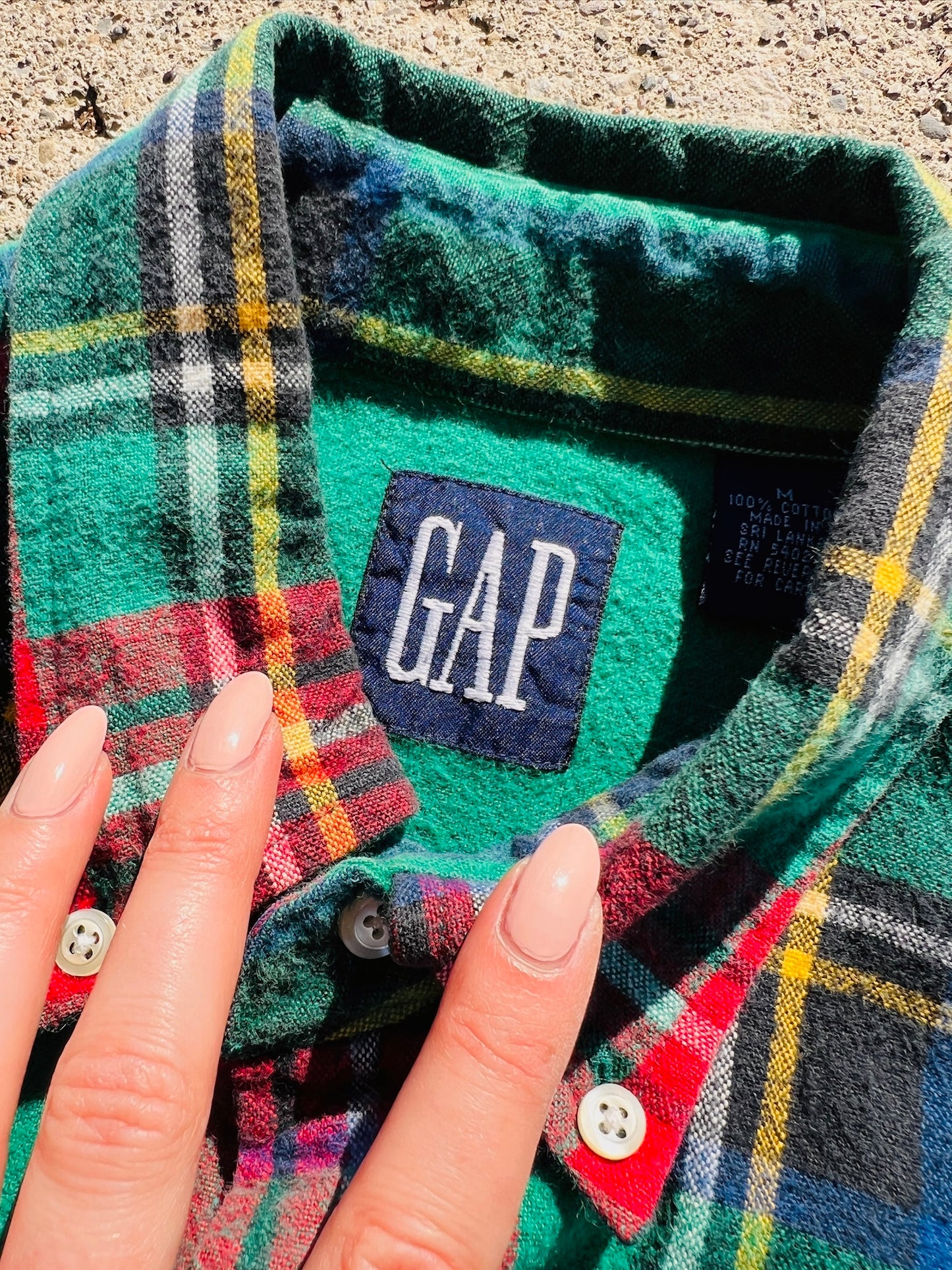 Vintage 1990s Gap Green Plaid Cotton Flannel | Medium