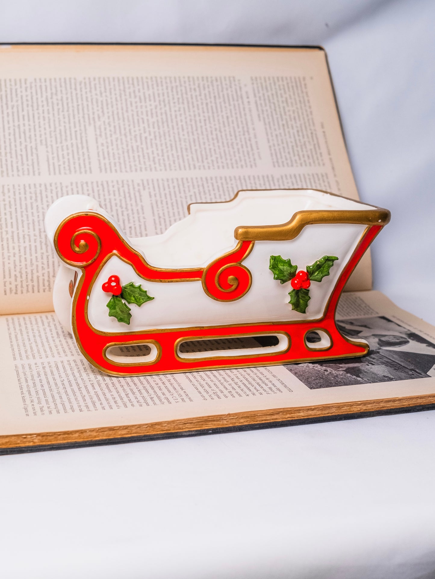 Vintage 1970s Fitz and Floyd Ceramic Santa Sleigh