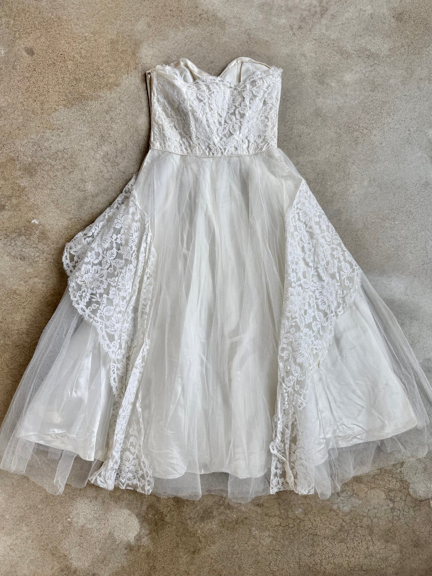 Vintage 1950s Handmade White Lace Tea-Length Tulle Skirt Wedding Gown | XS