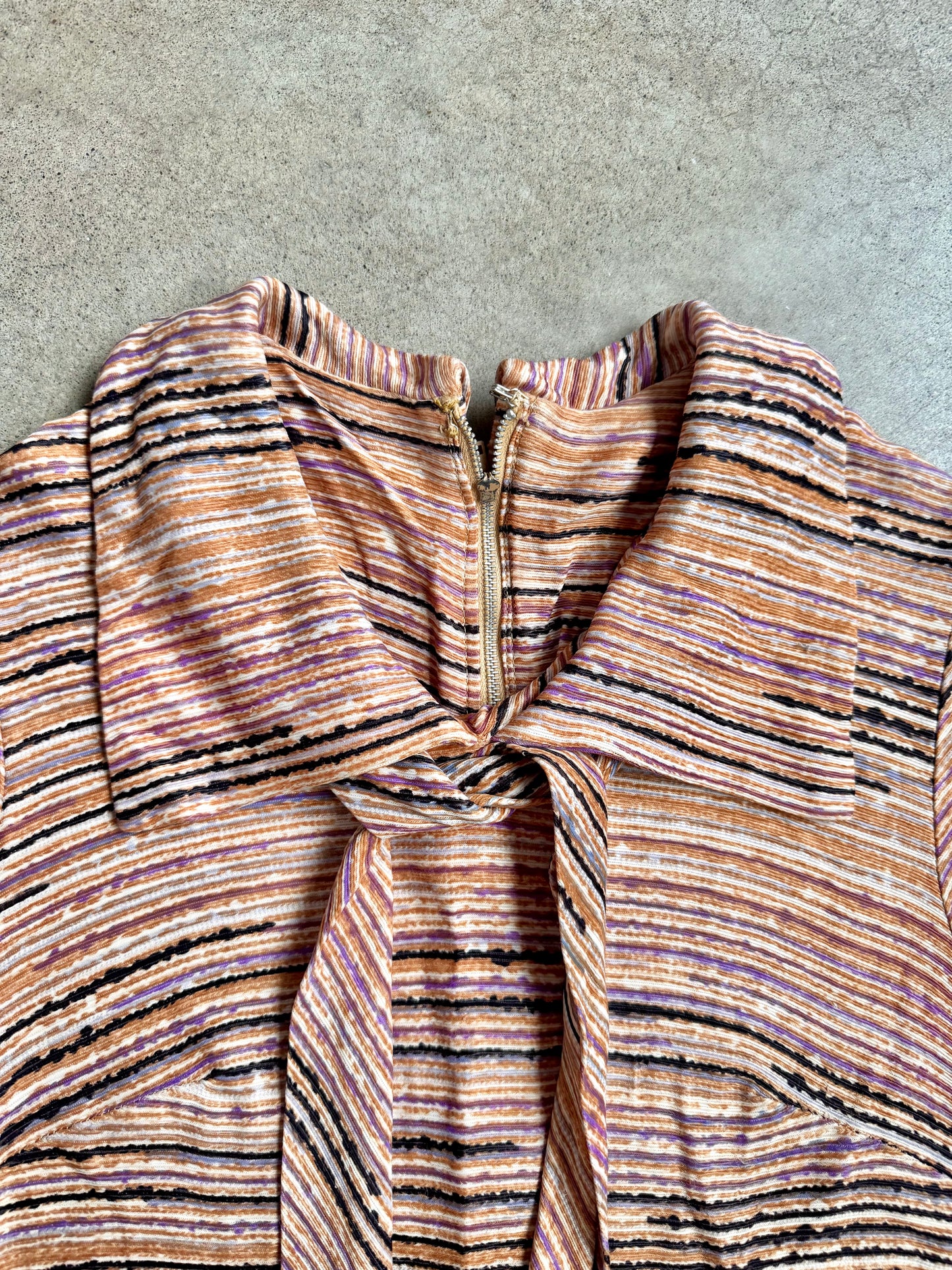 Vintage 1940s Multi-Color Abstract Stripe Collared Tie-Neck Dress | Small