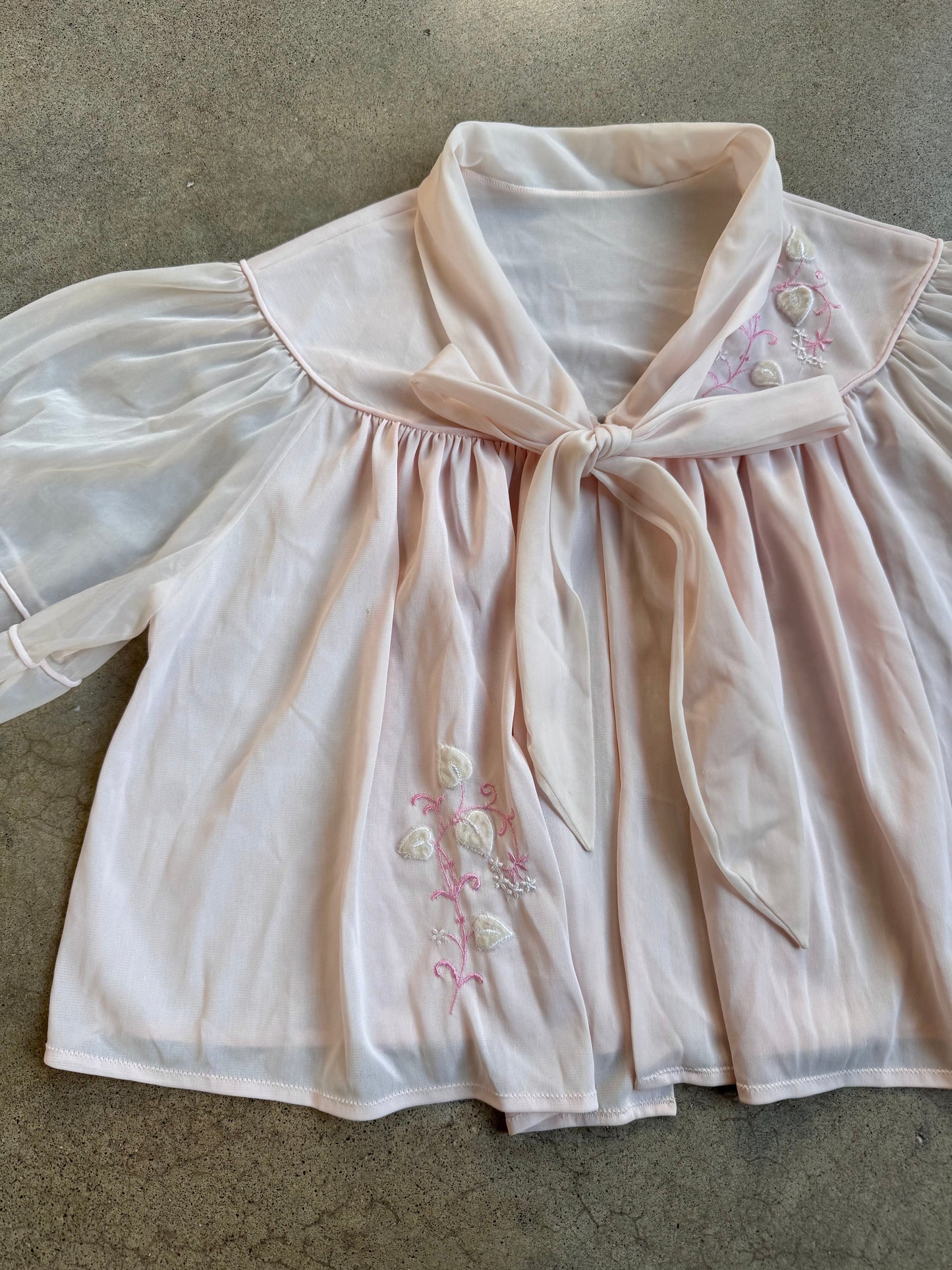 Vintage 1970s Trillium Lingerie Pale Pink Embroidered Bed Jacket | Small