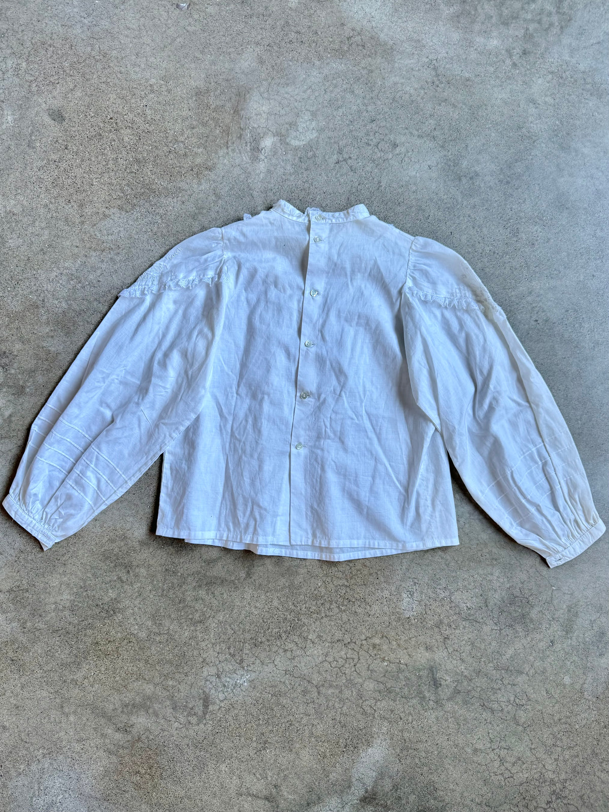 Vintage 1970s Edwardian Revival White Lace Trim High-Neck Cotton Blouse |