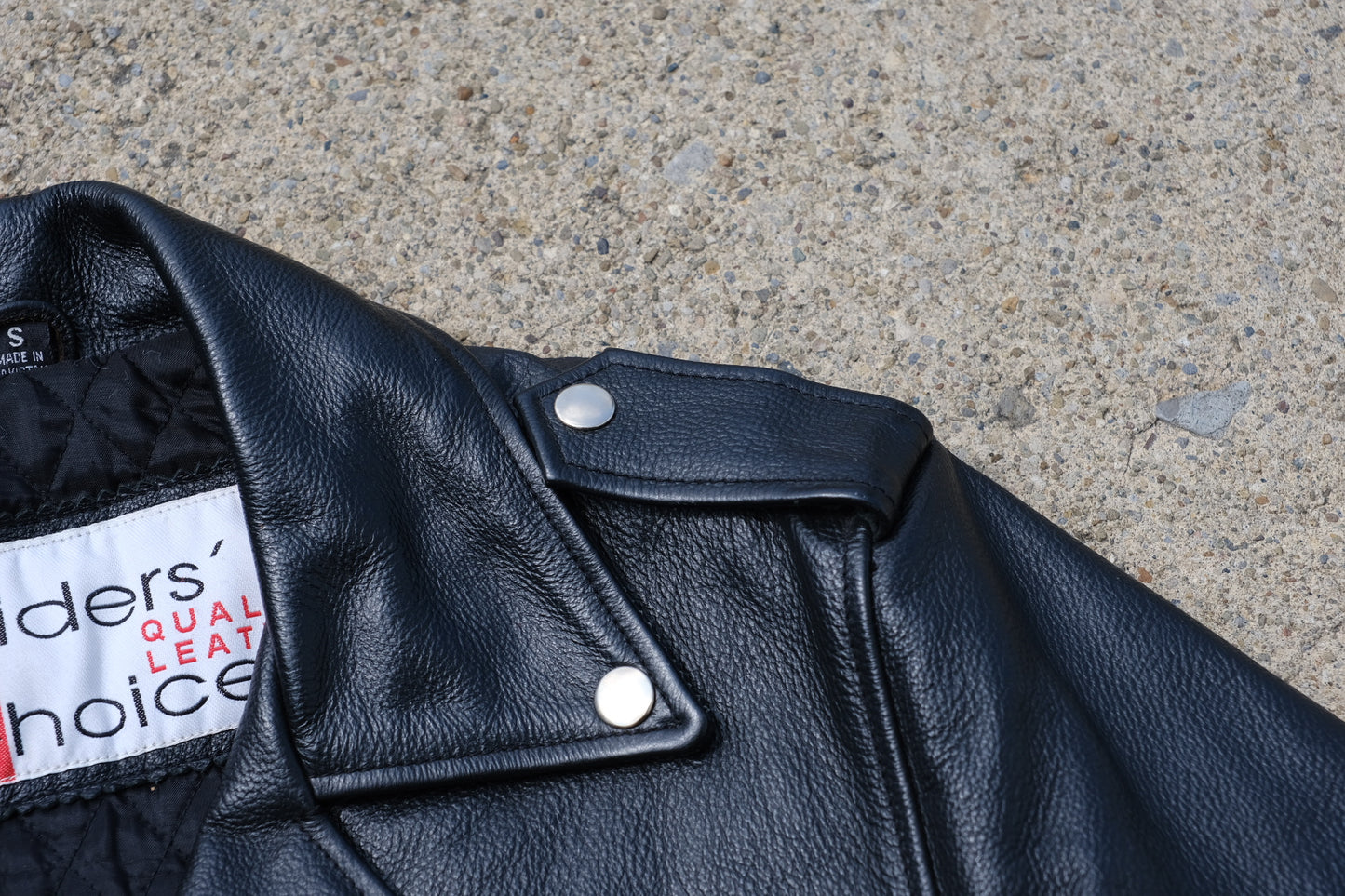 Vintage Riders' Choice Black Leather Cropped Motorcycle Jacket