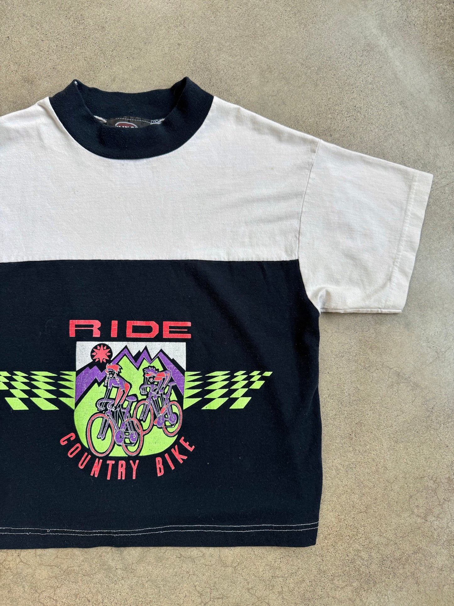 Vintage 1990s Willy-Dee Ride Country Bike Two-Tone Cropped Tee | Medium