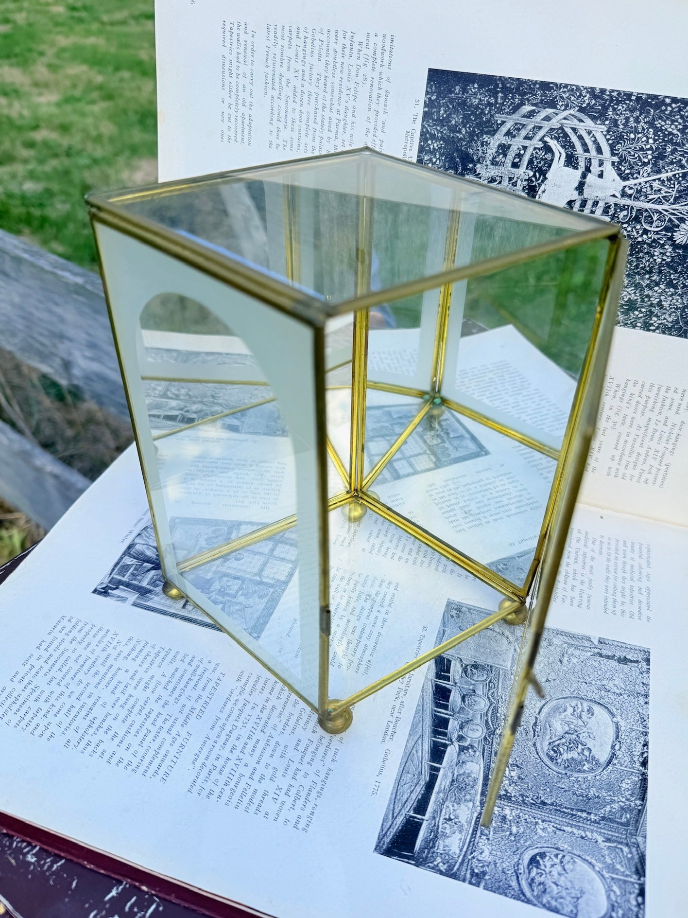 Vintage 1980s Brass & Glass Mirrored Shadowbox Display