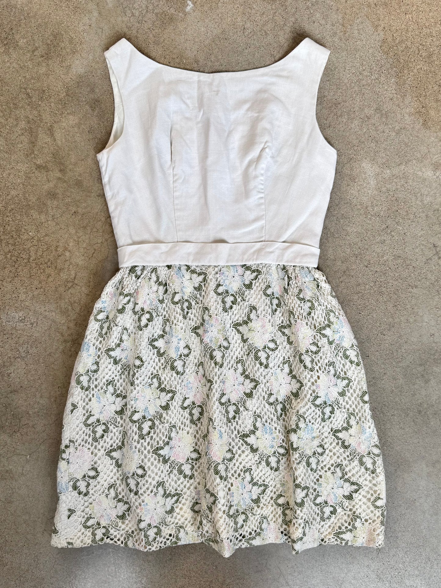 Vintage 1960s White Sleeveless Floral Crochet Lace Mini Dress | XS