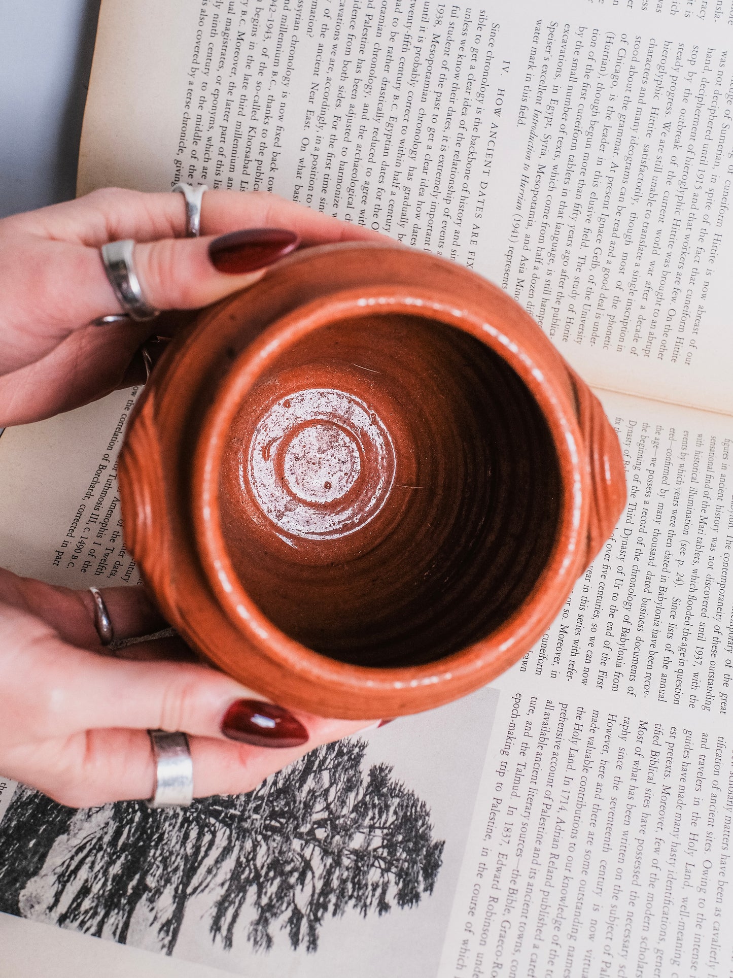 Vintage 1940s Mexican Terracotta Hand-Painted Pottery Vase/Pot