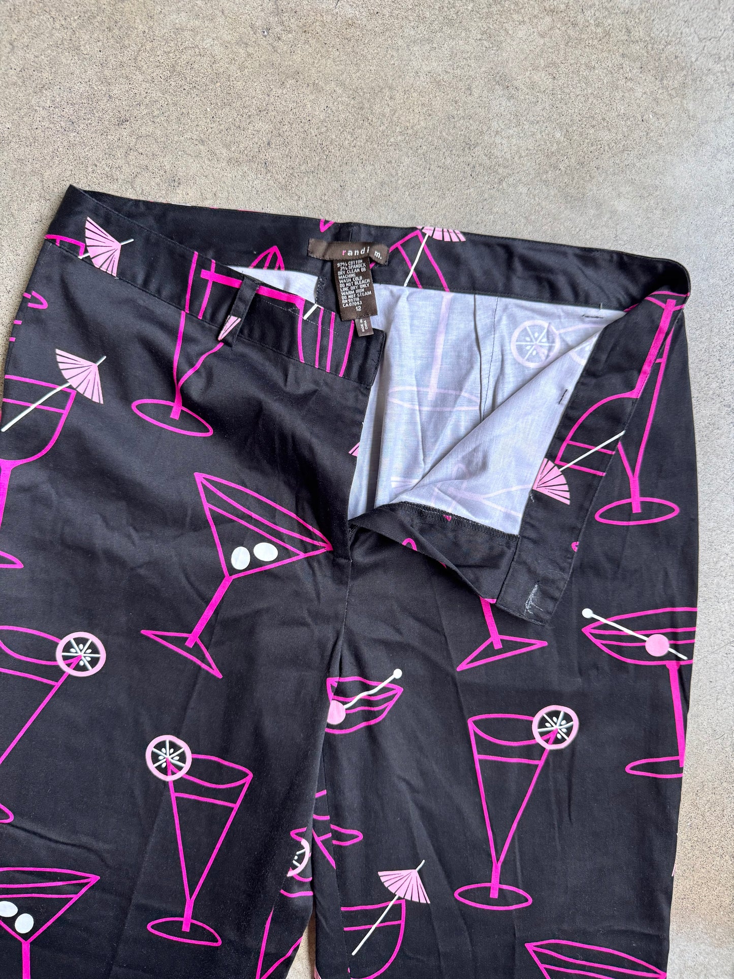 2000s Randi M. Black & Pink Martini Cocktail Printed Pants | Waist 32”