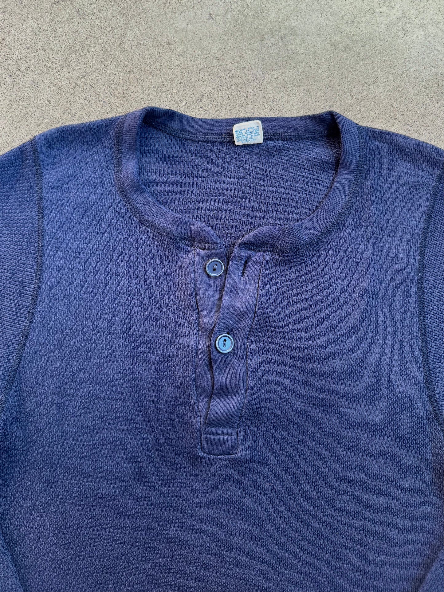 Vintage 1980s Hanes Navy Blue Henley Thermal | Large
