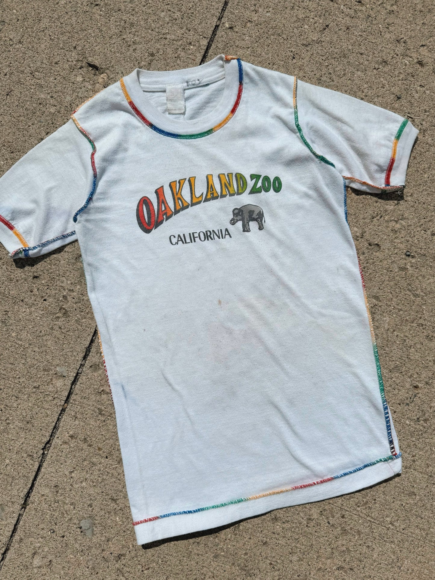 Vintage 1970s Oakland Zoo Rainbow Stitch Youth T-Shirt