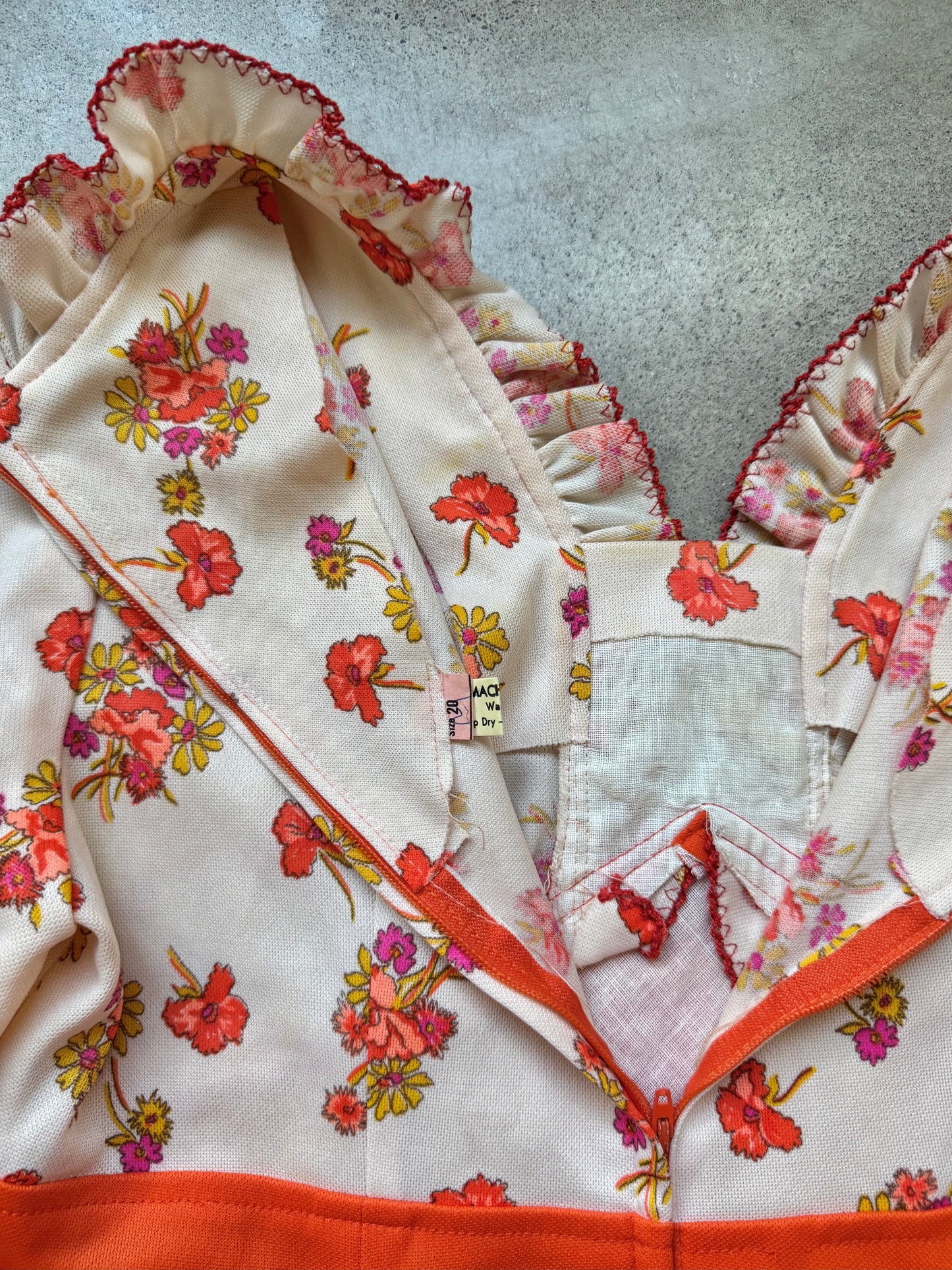 Vintage 1970s Orange Floral Print Long Sleeve Dress | Large