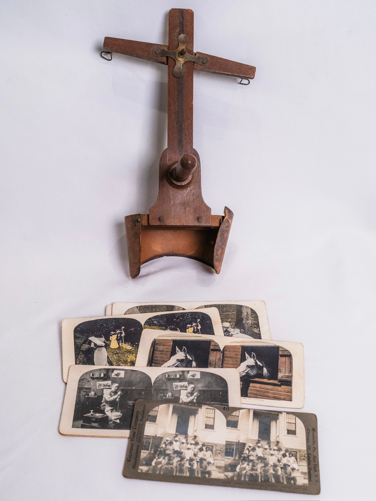 Antique Victorian Stereoscope Viewer w/ Cards