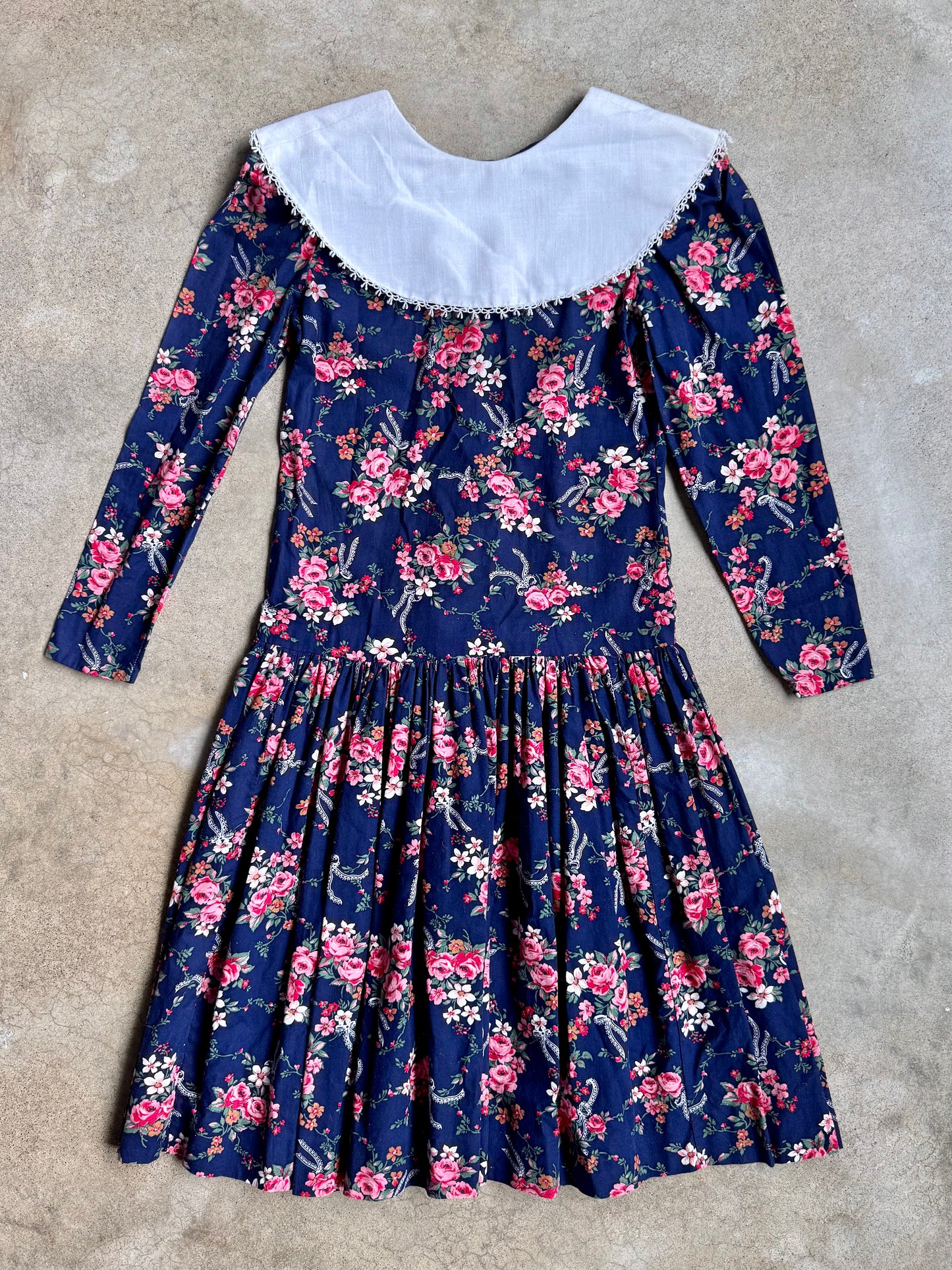 Vintage 1970s/80s Navy Floral Drop Waist Collared Dress | XS/S