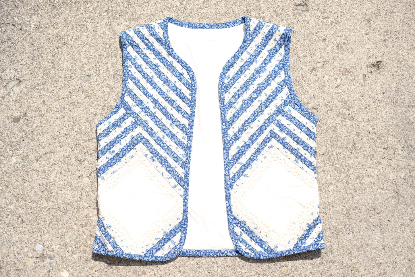 Vintage Jane Channell Quilted Vest | Blue Willow