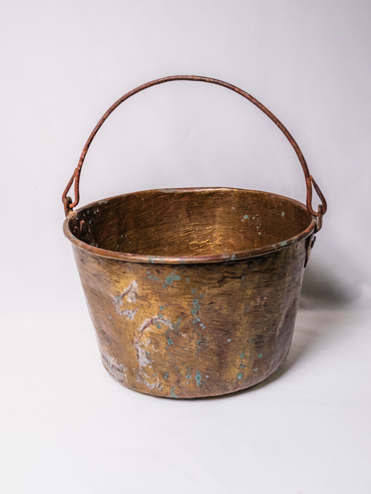 Antique Copper Hammered Pot w/ Handle