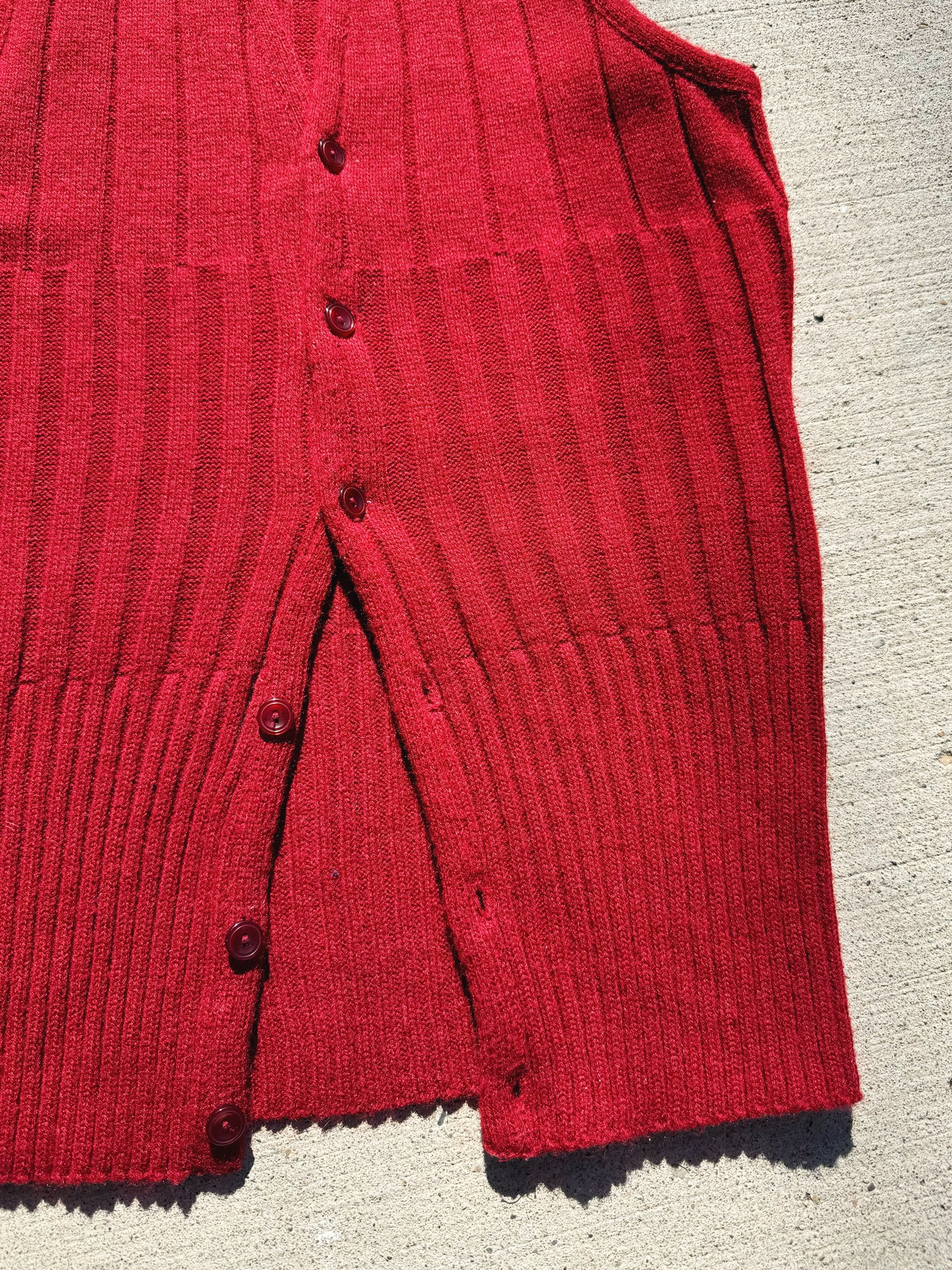 Vintage 1960s Pickwick Red Rib Knit Sweater Vest | S/M