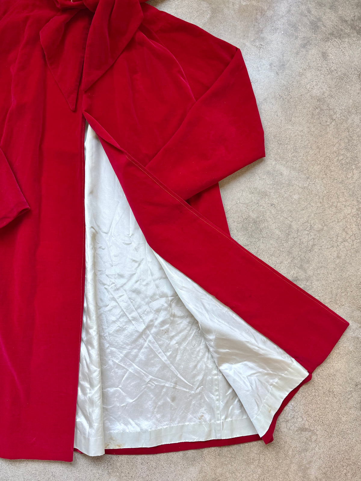 Vintage 1950s Sun Cloud by Harris Red Velvet Hooded Coat | Large