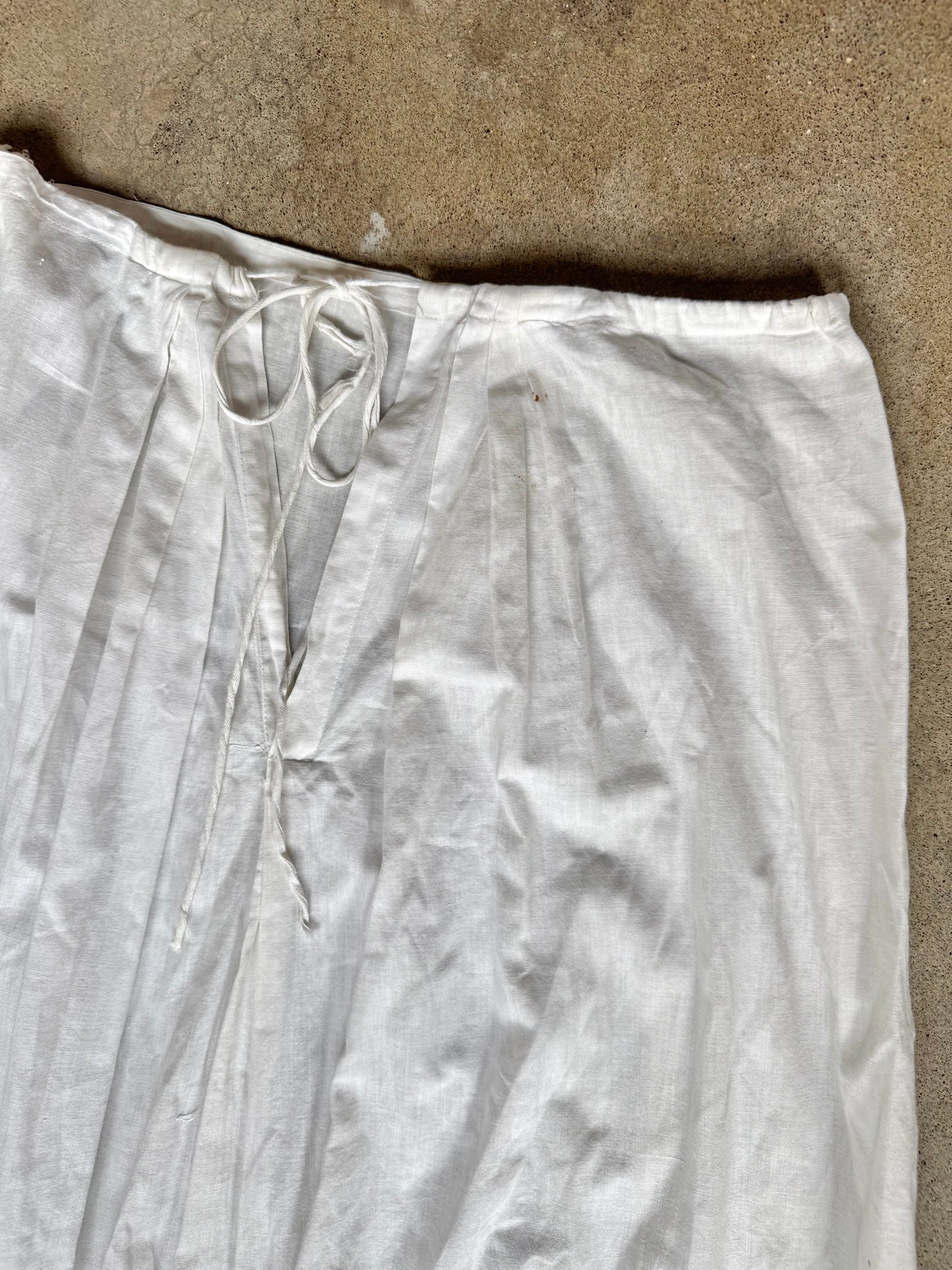 Antique Edwardian Cotton Embroidered Eyelet Trim Petticoat Skirt | M/L
