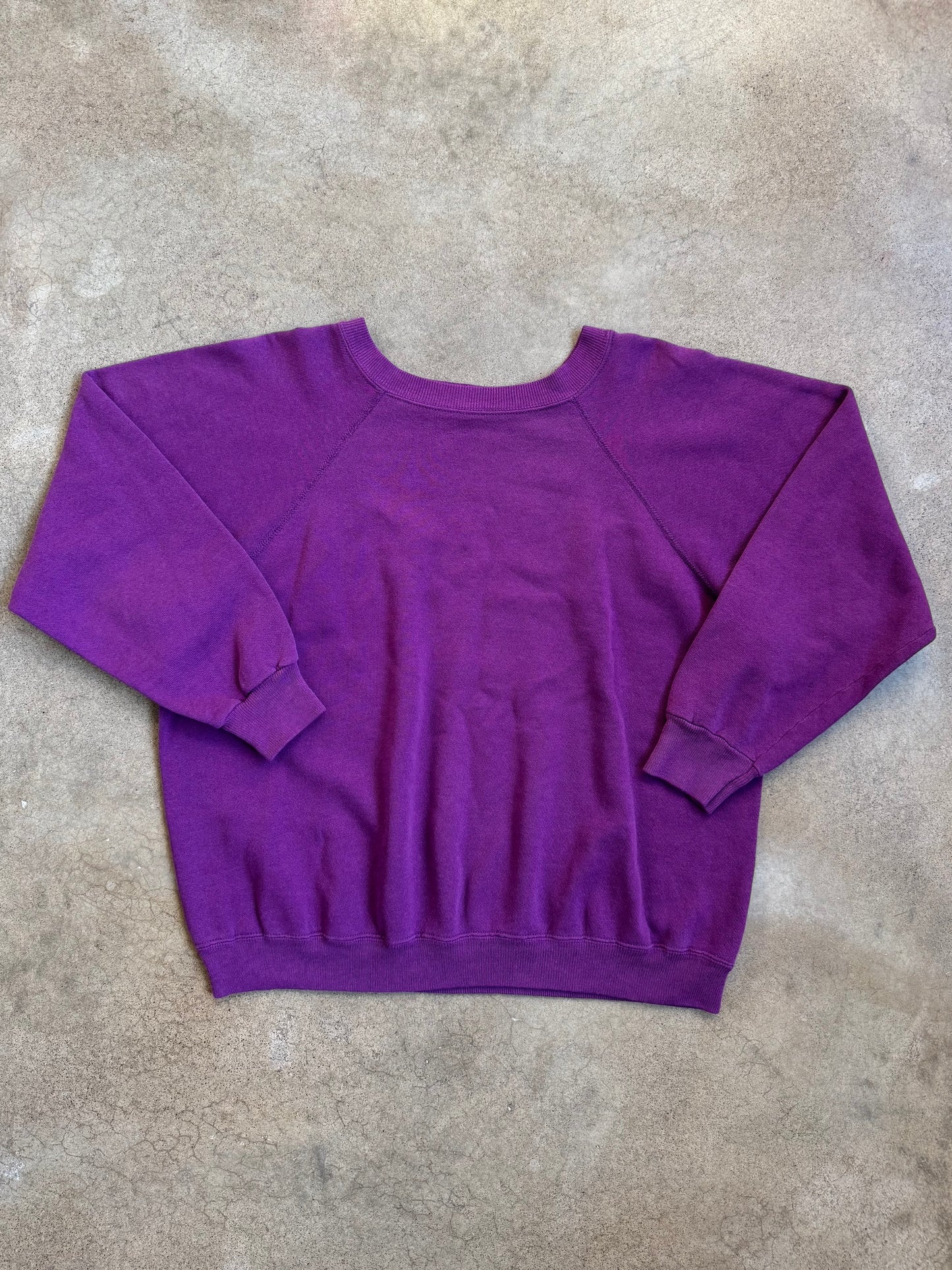 Vintage 1980s Purple Raglan Sweatshirt | L/XL