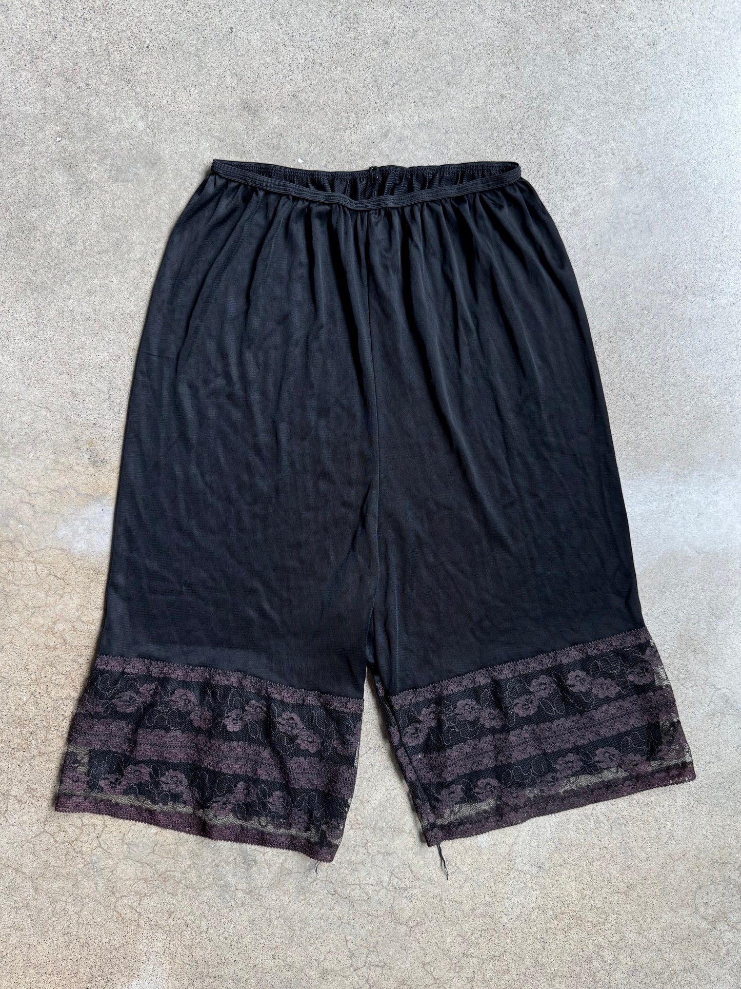 Vintage Black Lace Trim Bloomer Pettipants | Large