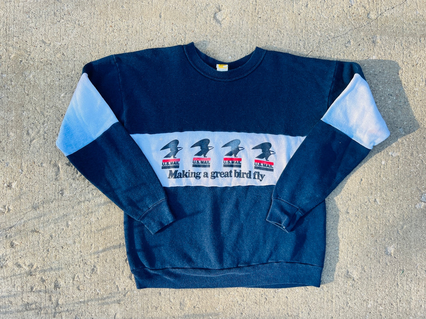 Vintage 1980s U.S. Postal Service Crewneck Sweatshirt | Large