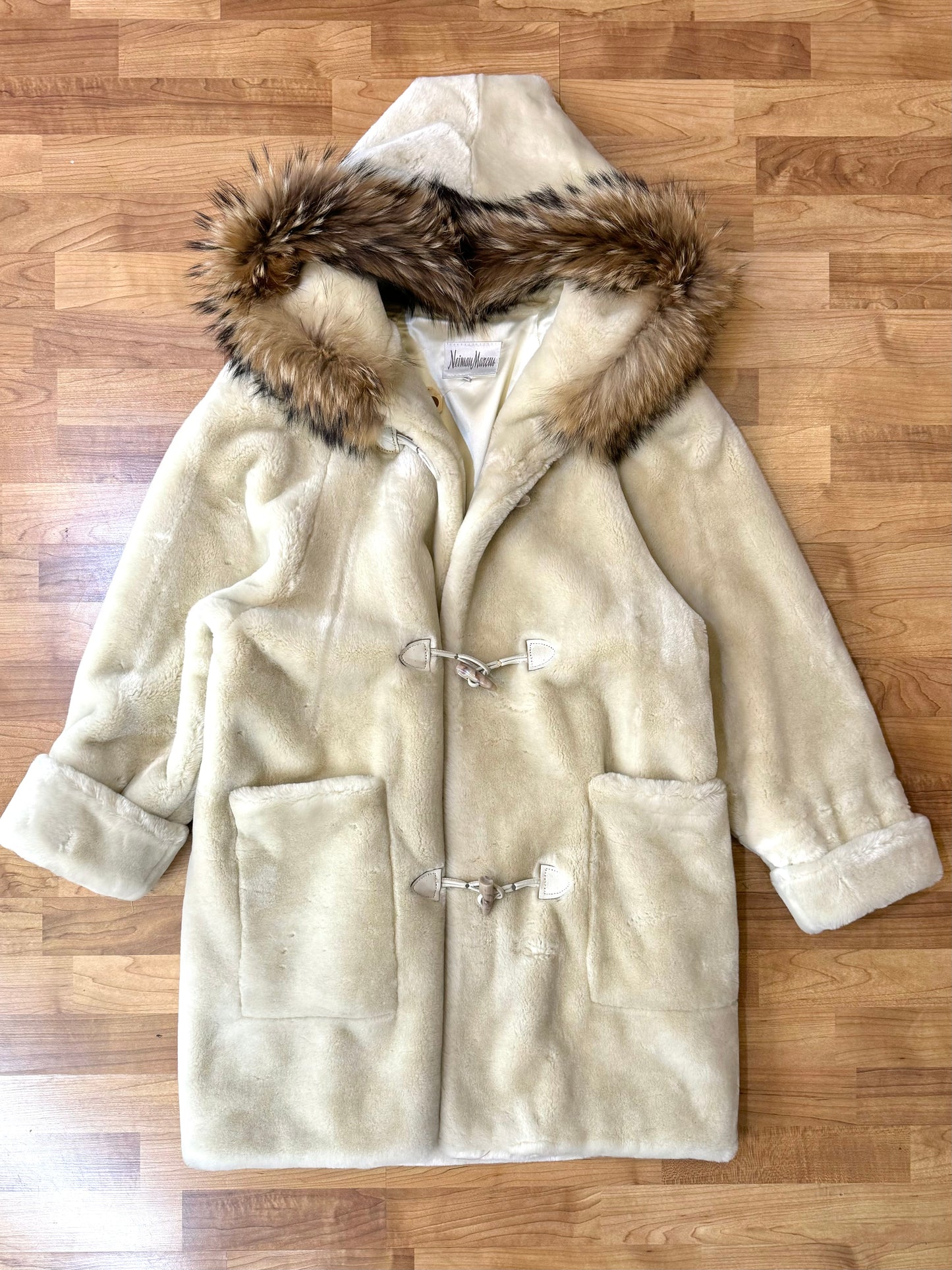 Vintage Neiman Marcus Cream Faux Fur Coat | Large