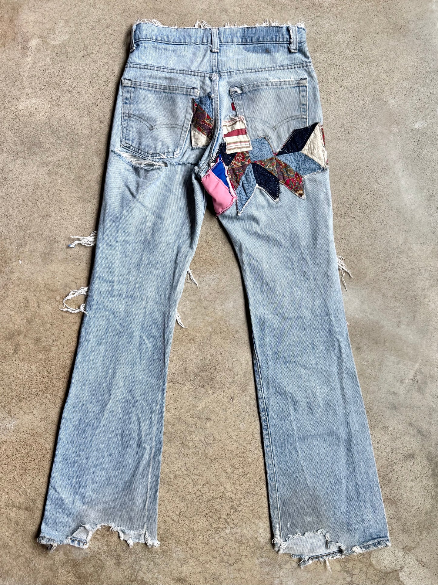 Vintage 1970s Levi’s Distressed Quilt Patched Flared Jeans | Waist 29”