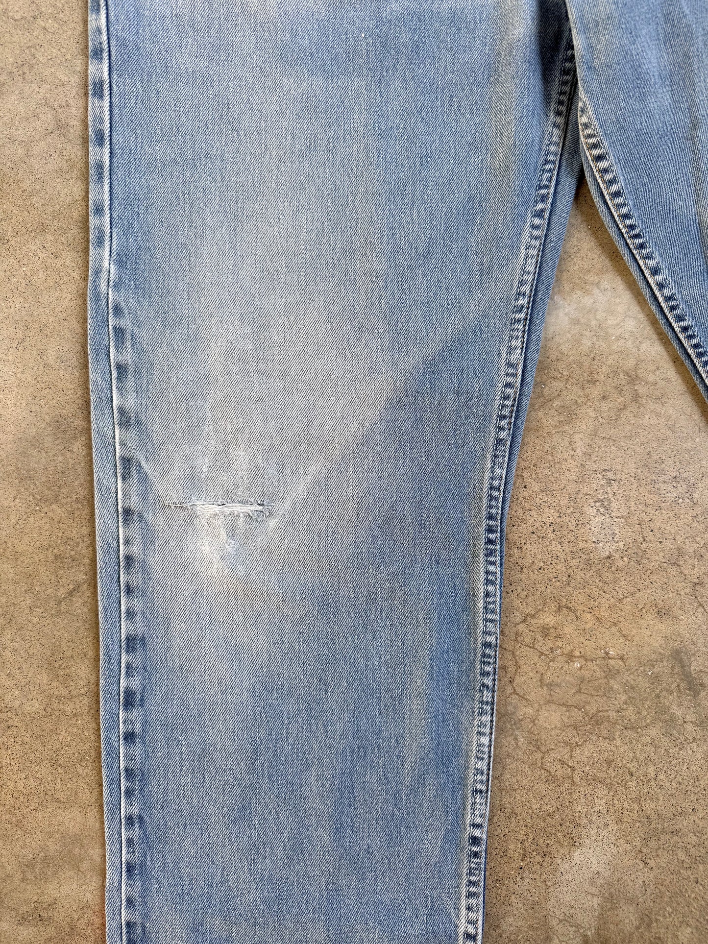 Levi's 550 Relaxed Fit Light Wash Jeans | 36x34