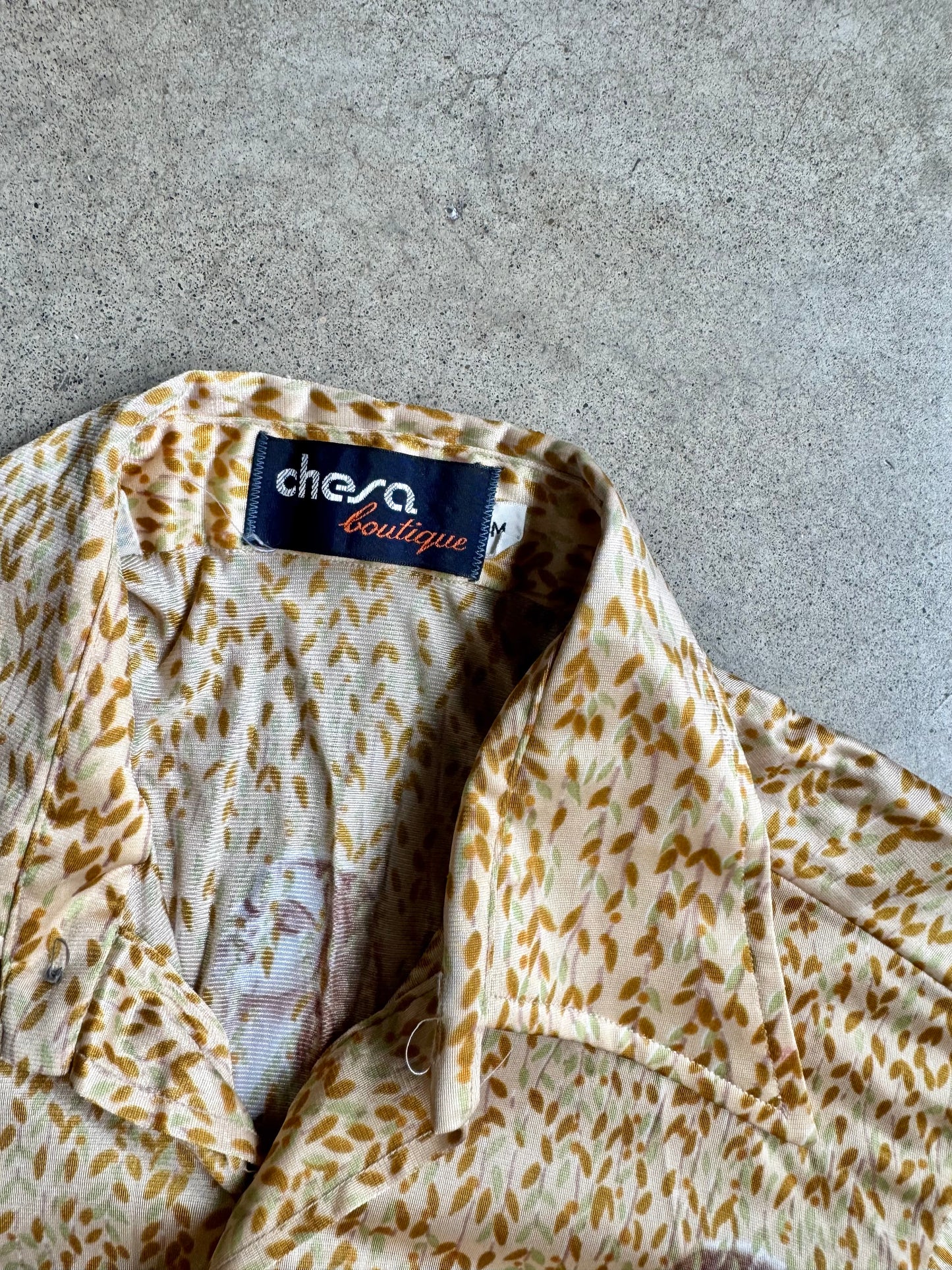Vintage 1970s Chesa Boutique “Garden Goddess” Leaf Printed Disco Shirt | Medium