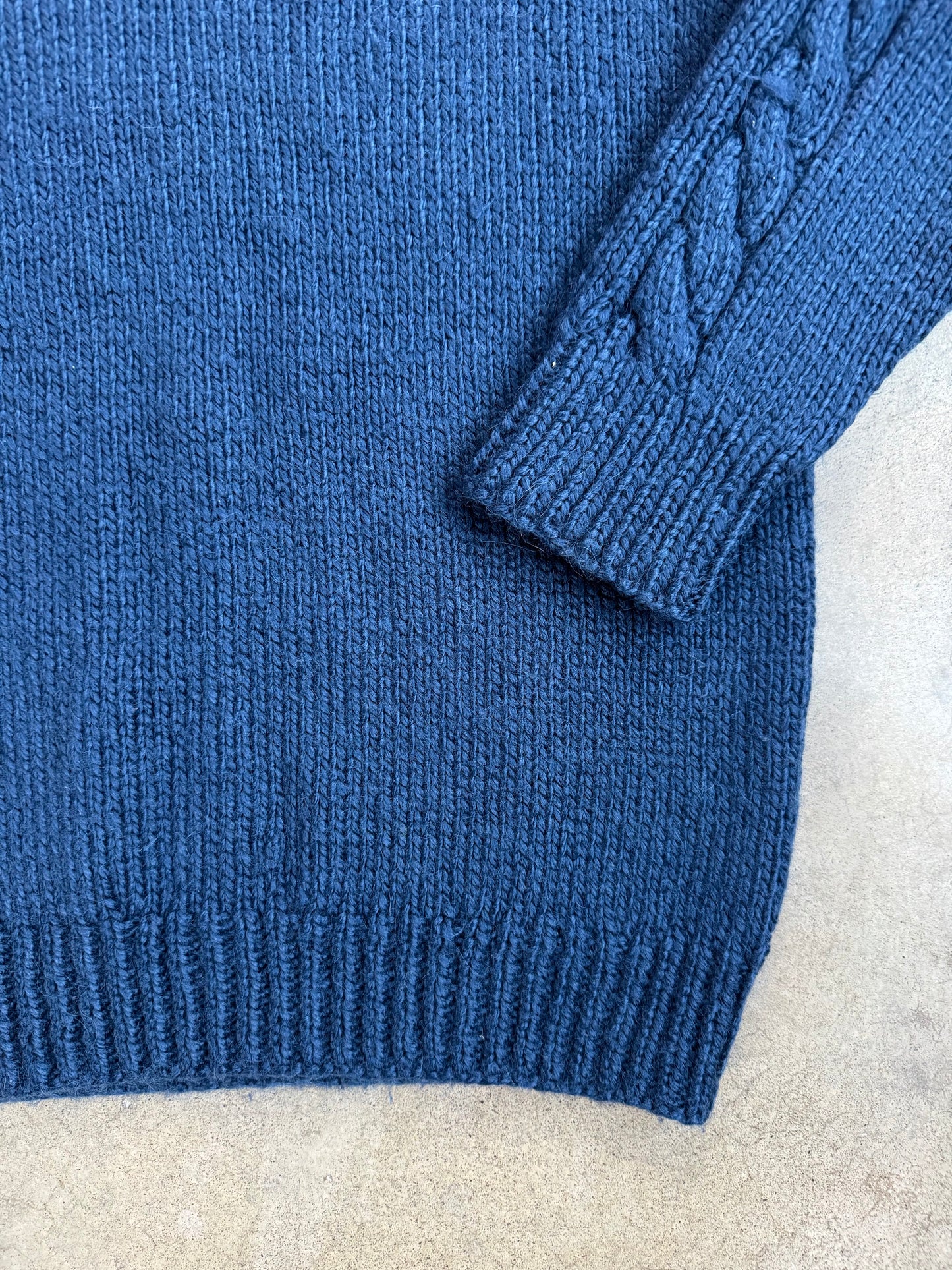 Vintage 1960s Hand-Knit Blue V-Neck Sweater | L/XL